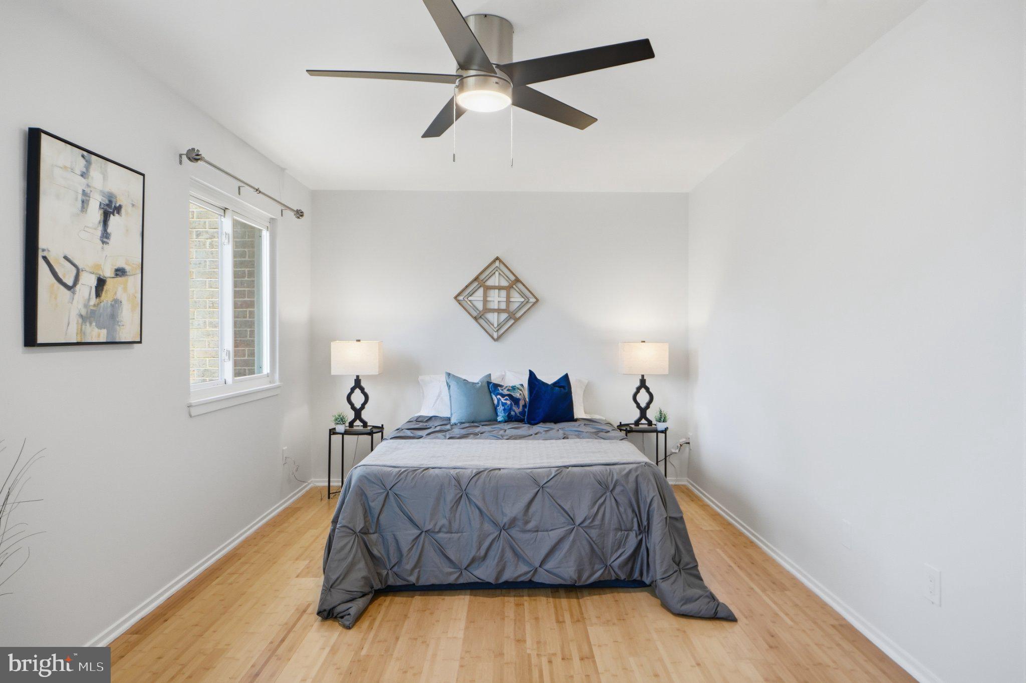 MARYLAND PLACE - Residential