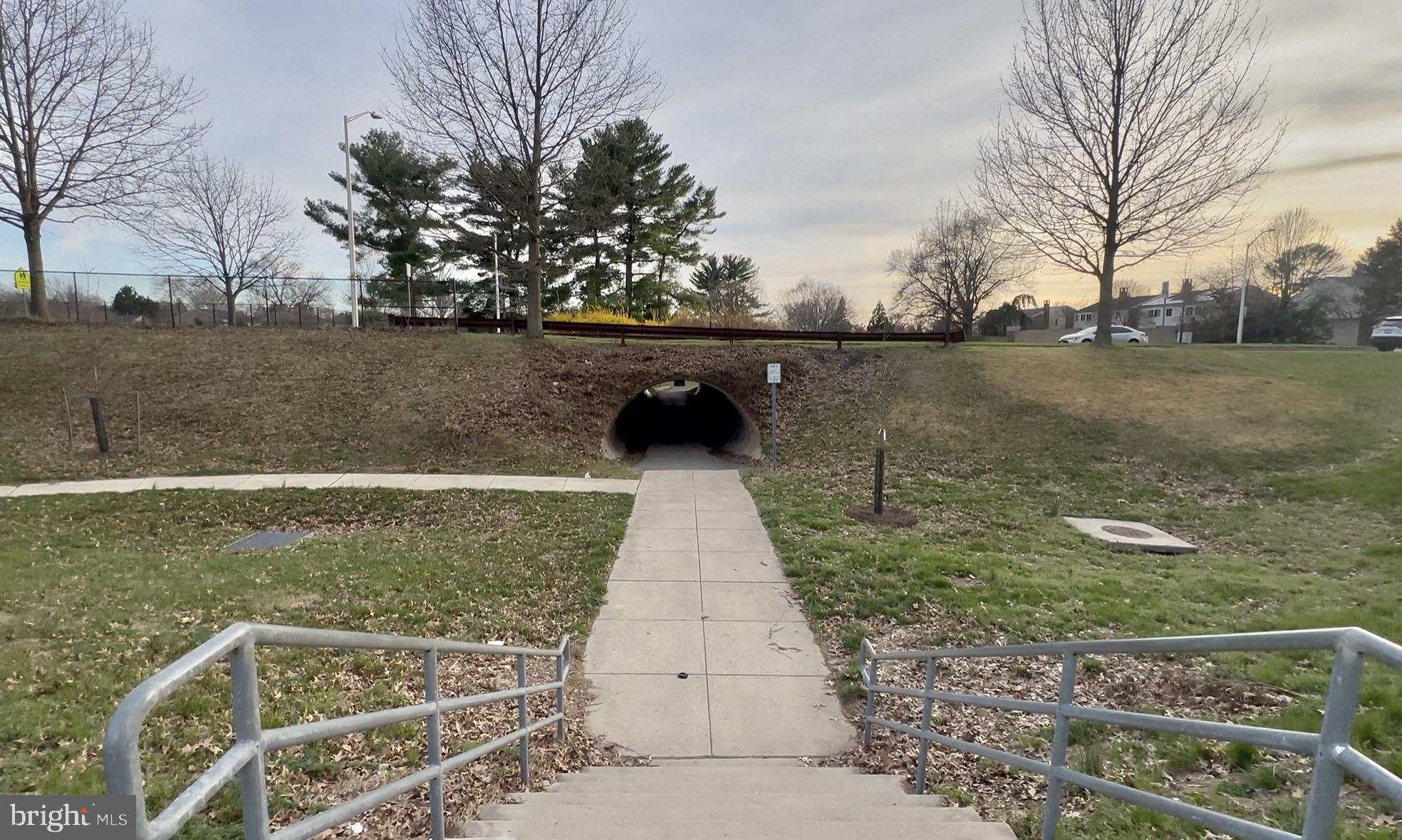 MARYLAND PLACE - Residential