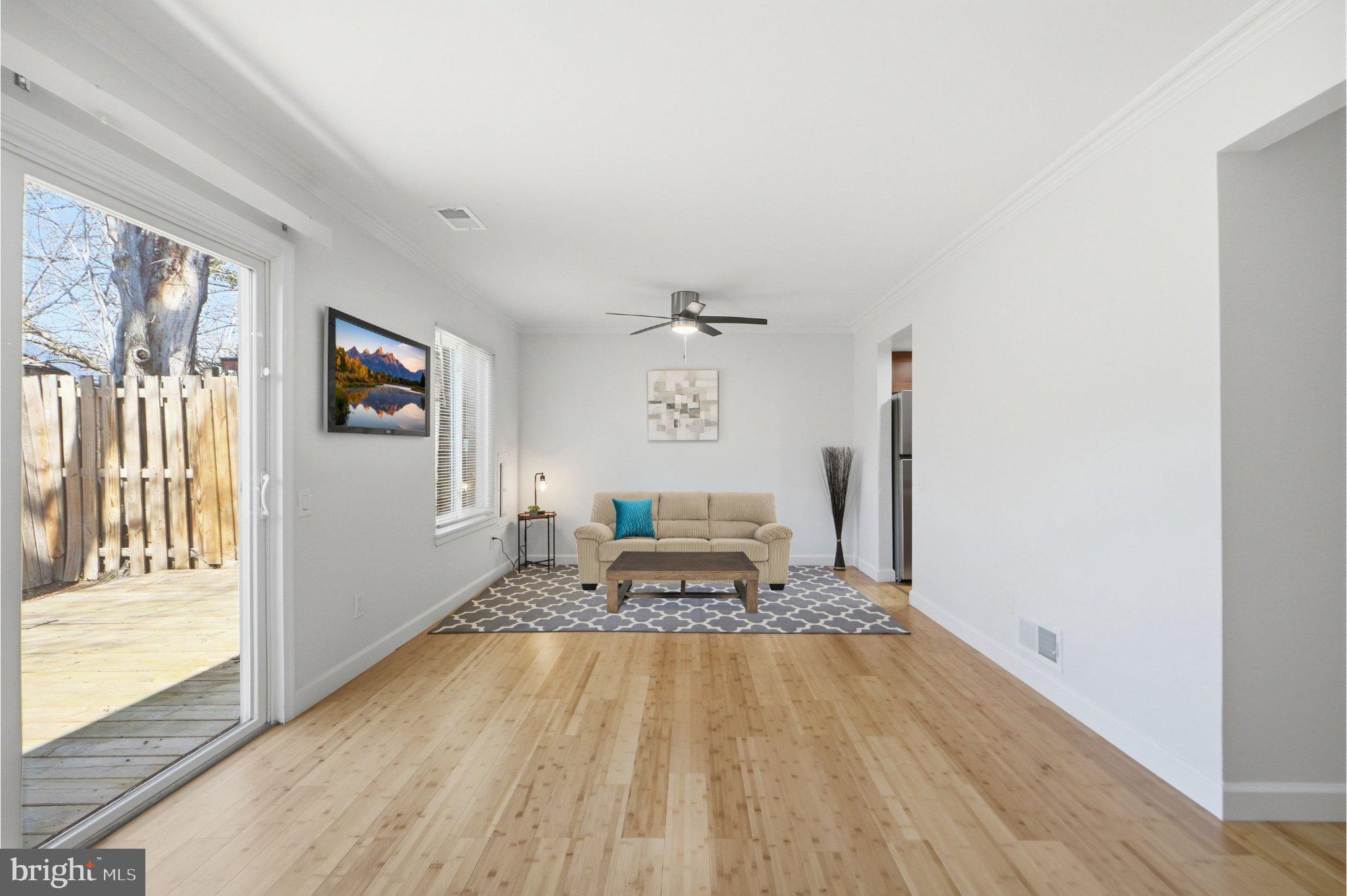 MARYLAND PLACE - Residential