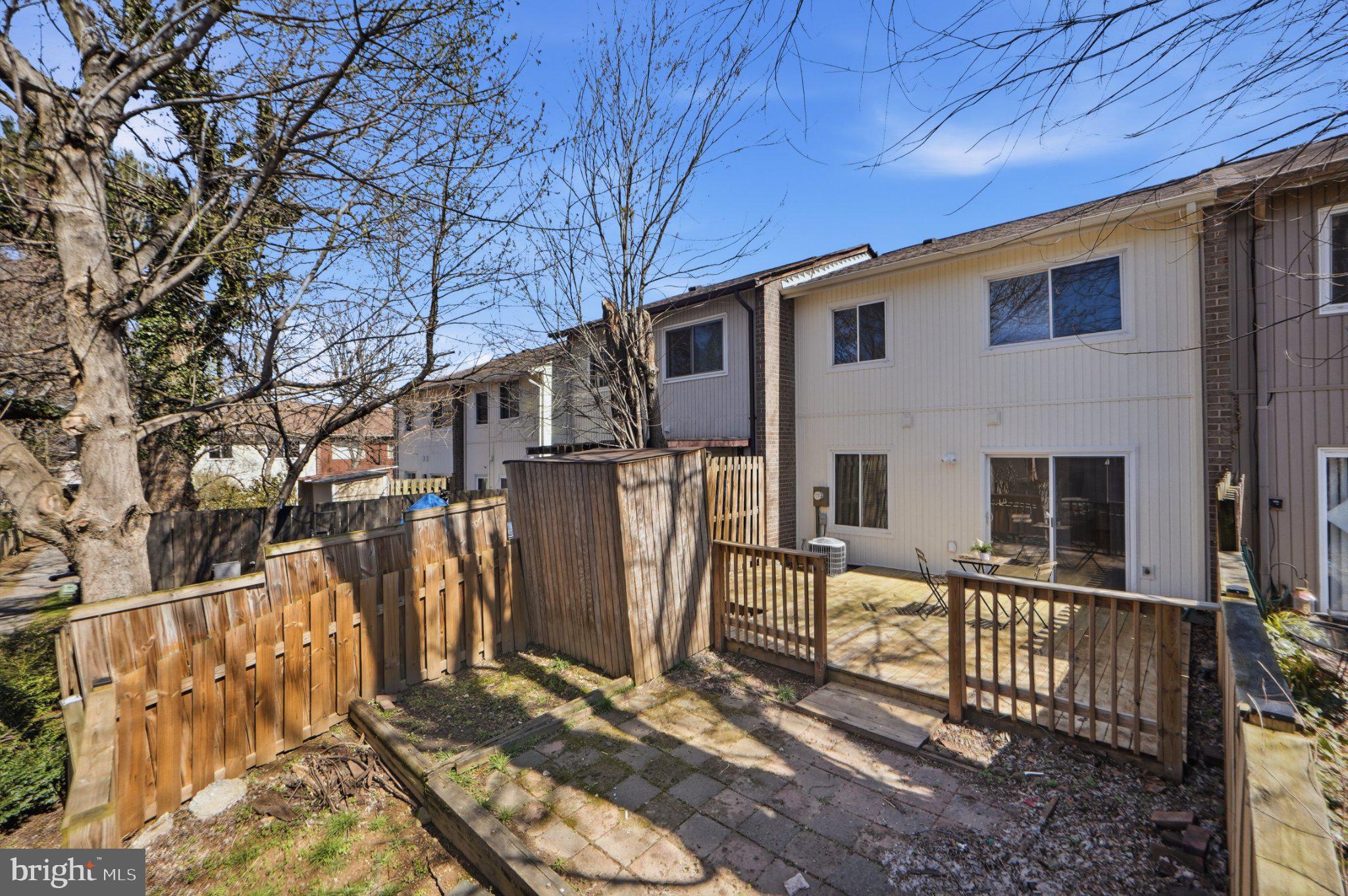 MARYLAND PLACE - Residential