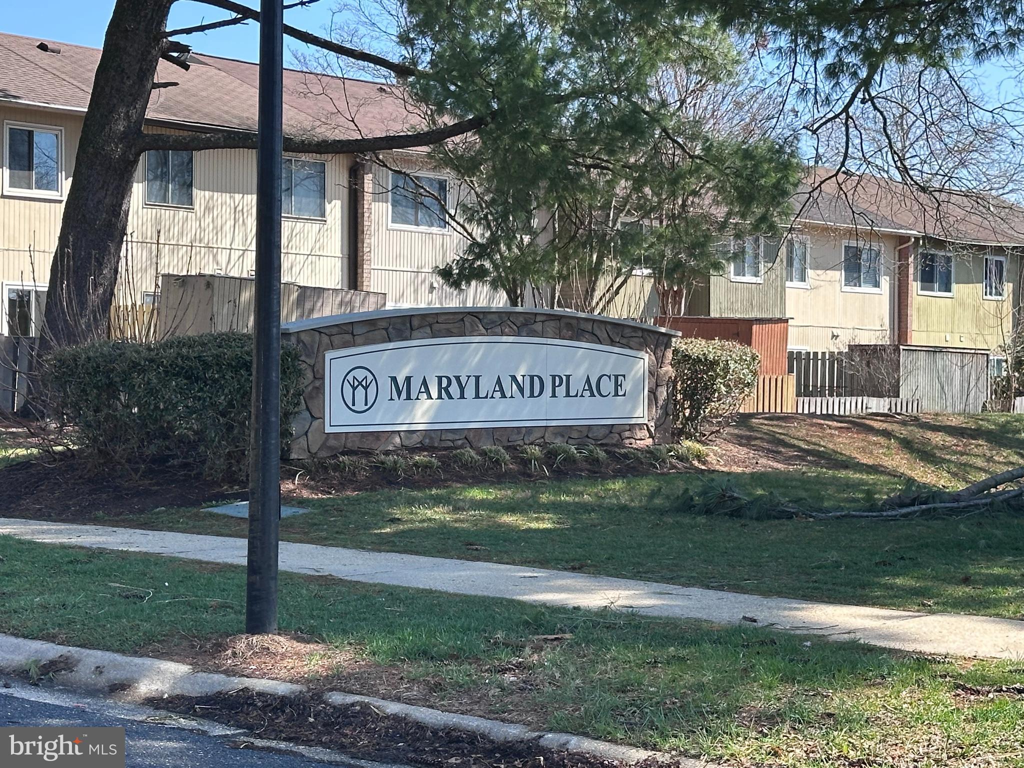 MARYLAND PLACE - Residential