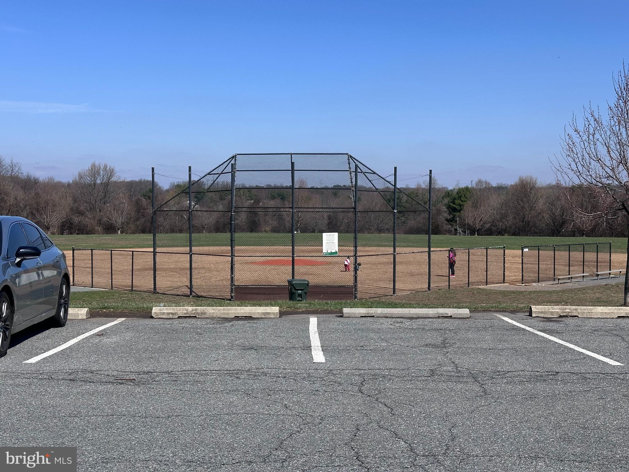 MARYLAND PLACE - Residential