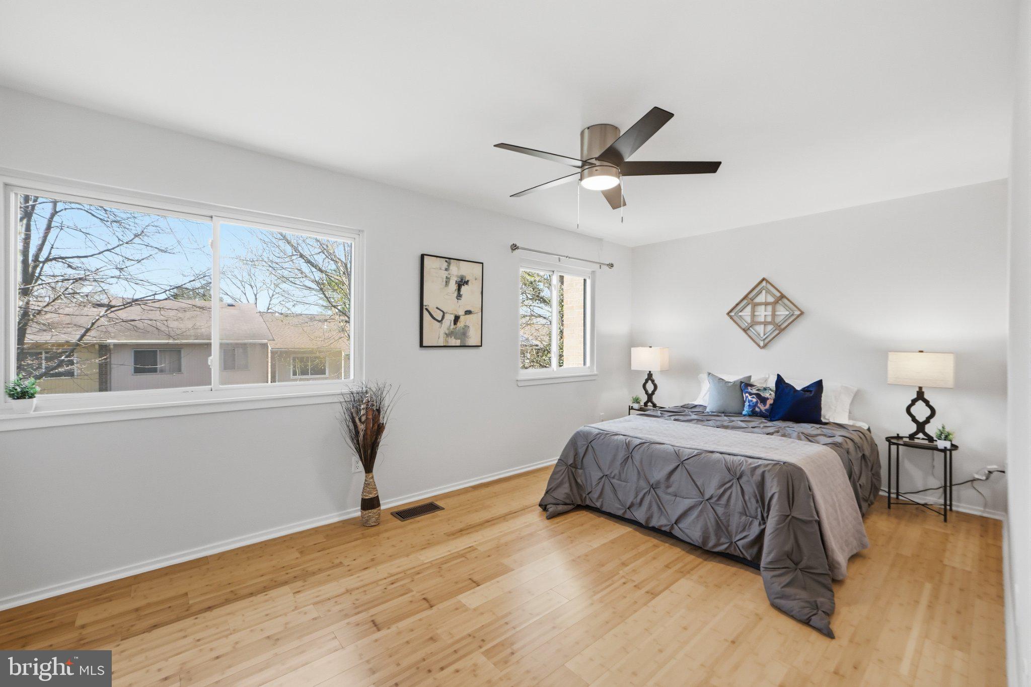 MARYLAND PLACE - Residential