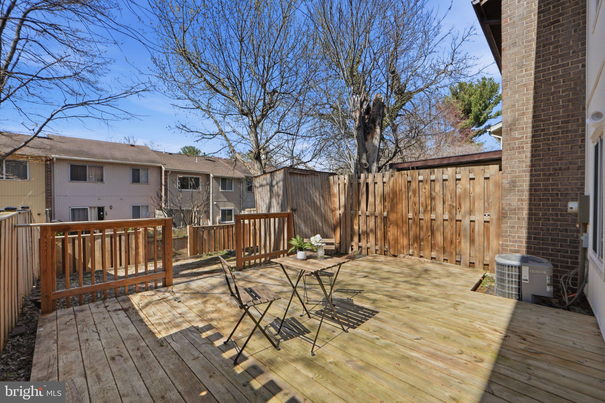 MARYLAND PLACE - Residential