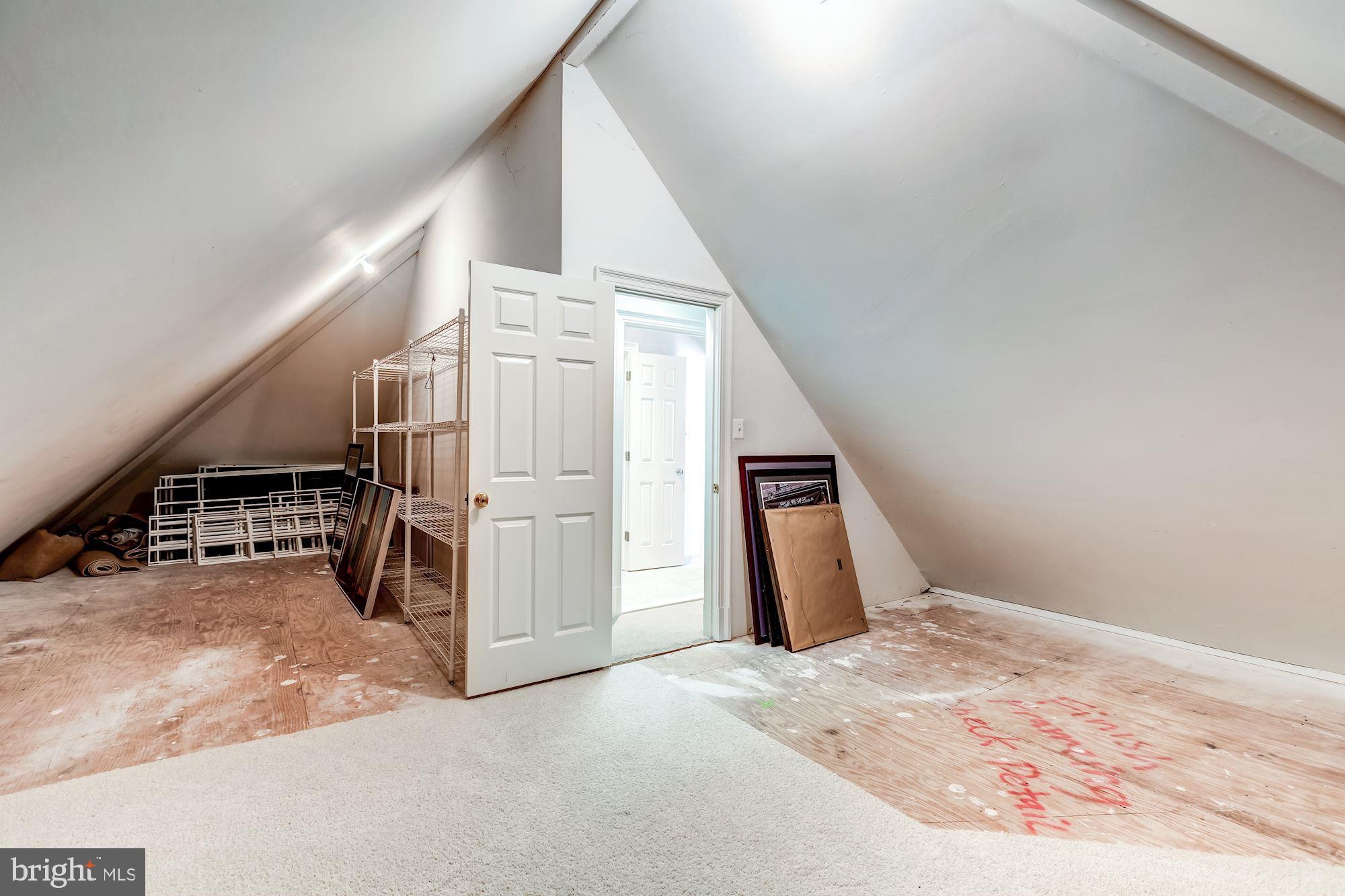 LEIGH MILL ESTATES - Residential