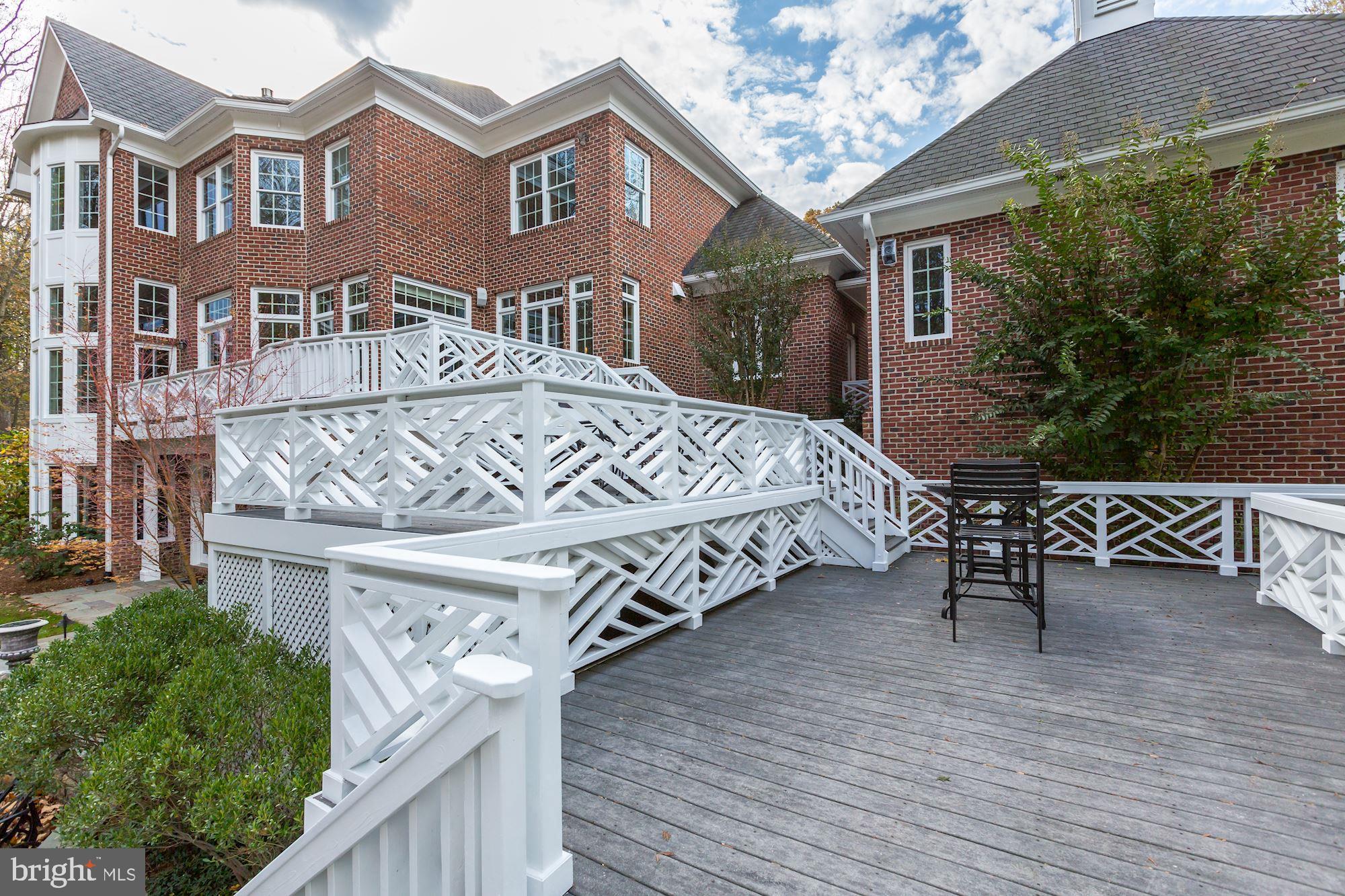 LEIGH MILL ESTATES - Residential