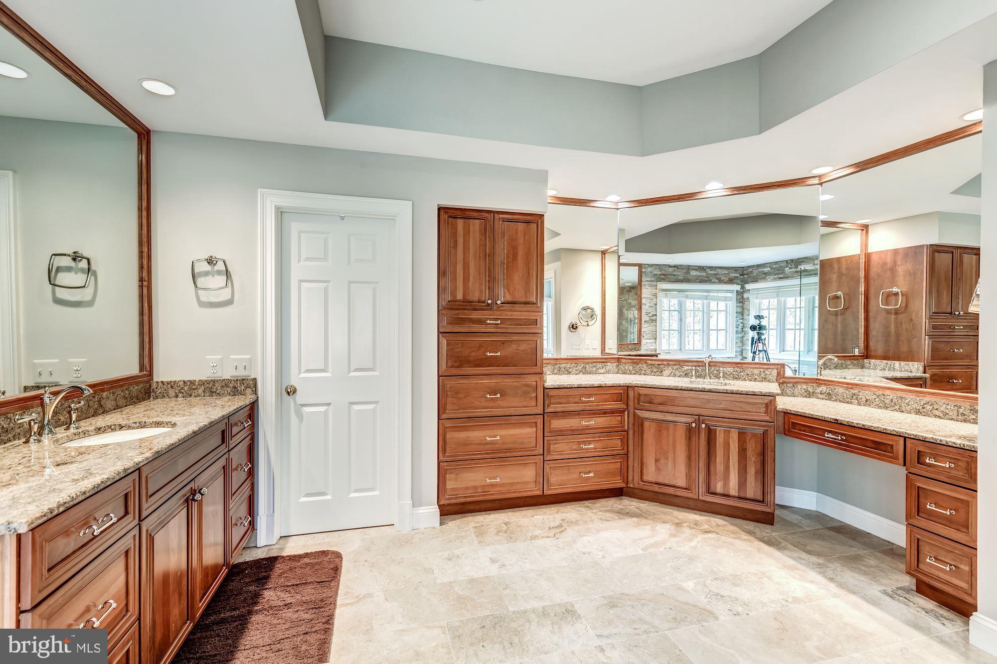 LEIGH MILL ESTATES - Residential