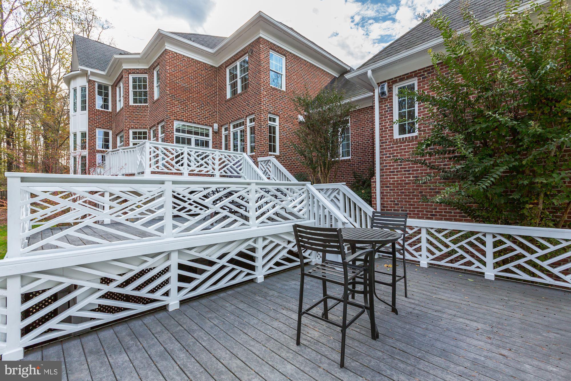 LEIGH MILL ESTATES - Residential