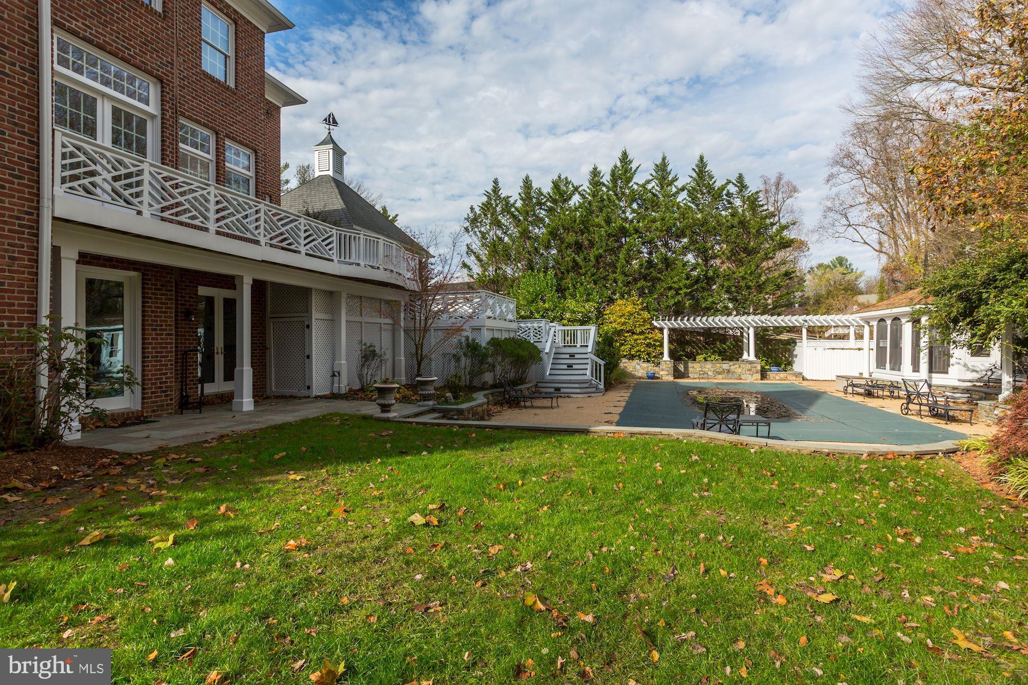 LEIGH MILL ESTATES - Residential