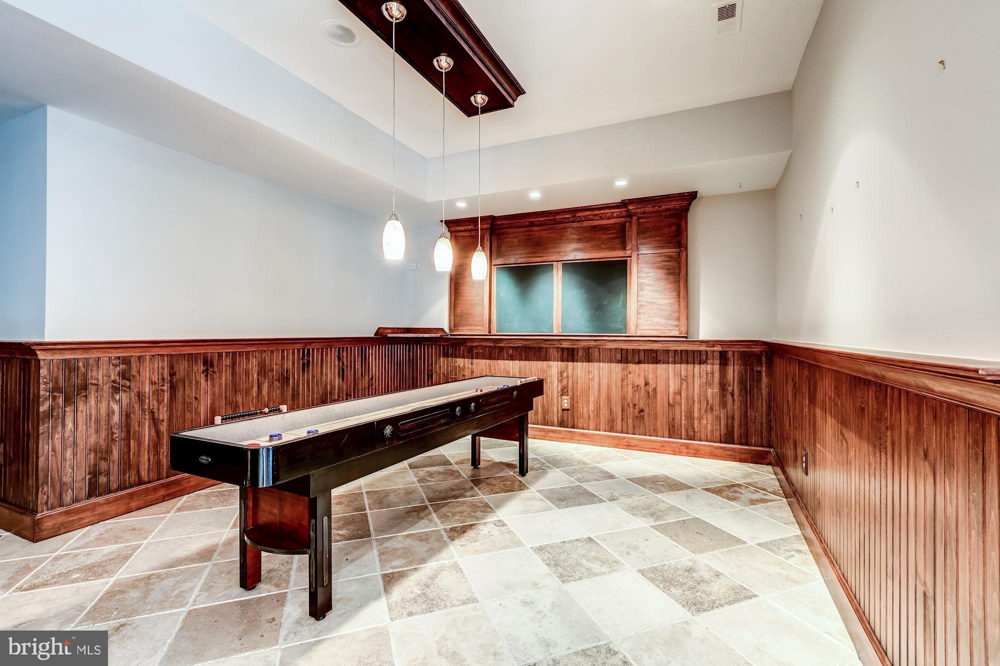 LEIGH MILL ESTATES - Residential