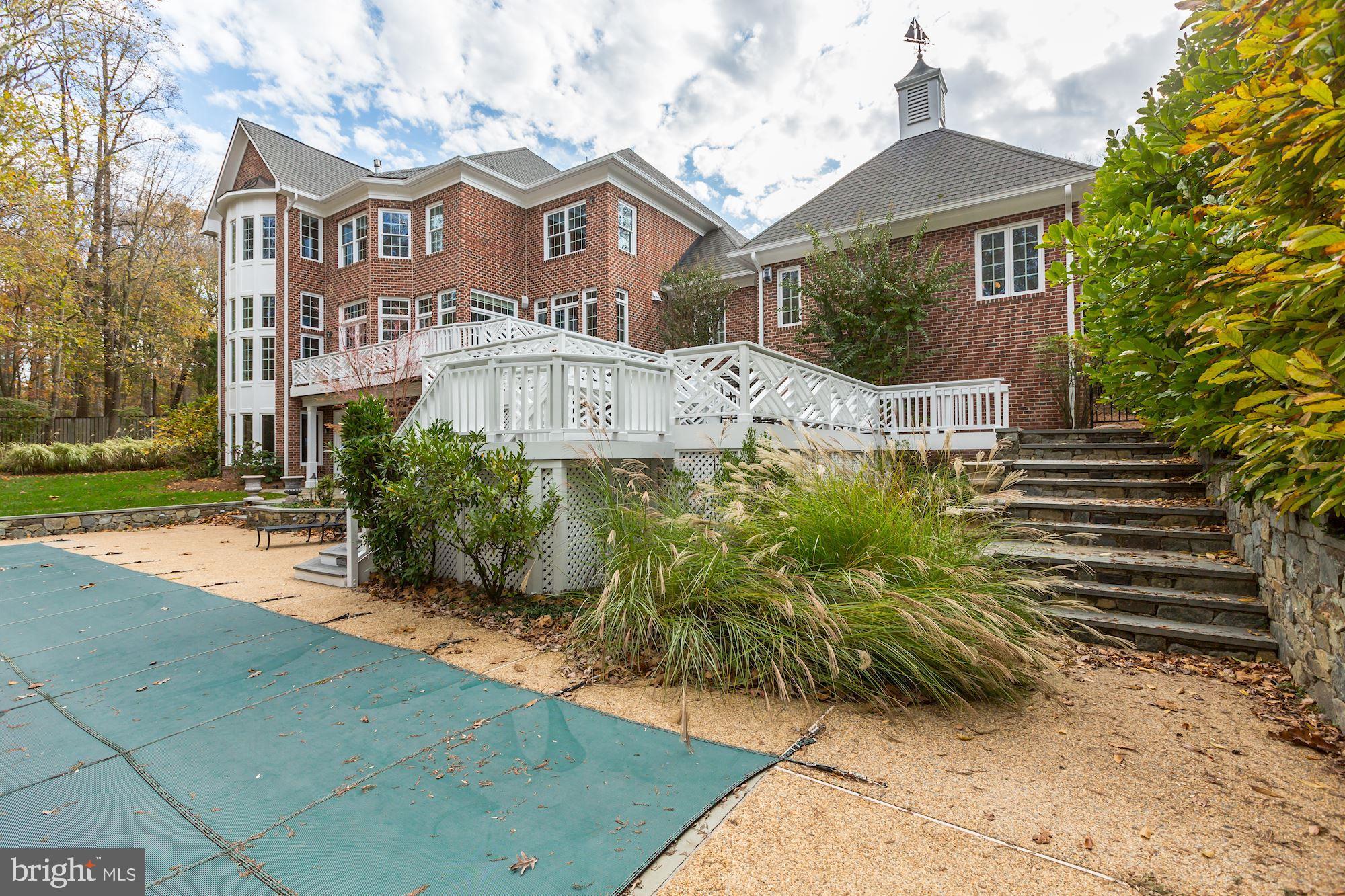 LEIGH MILL ESTATES - Residential