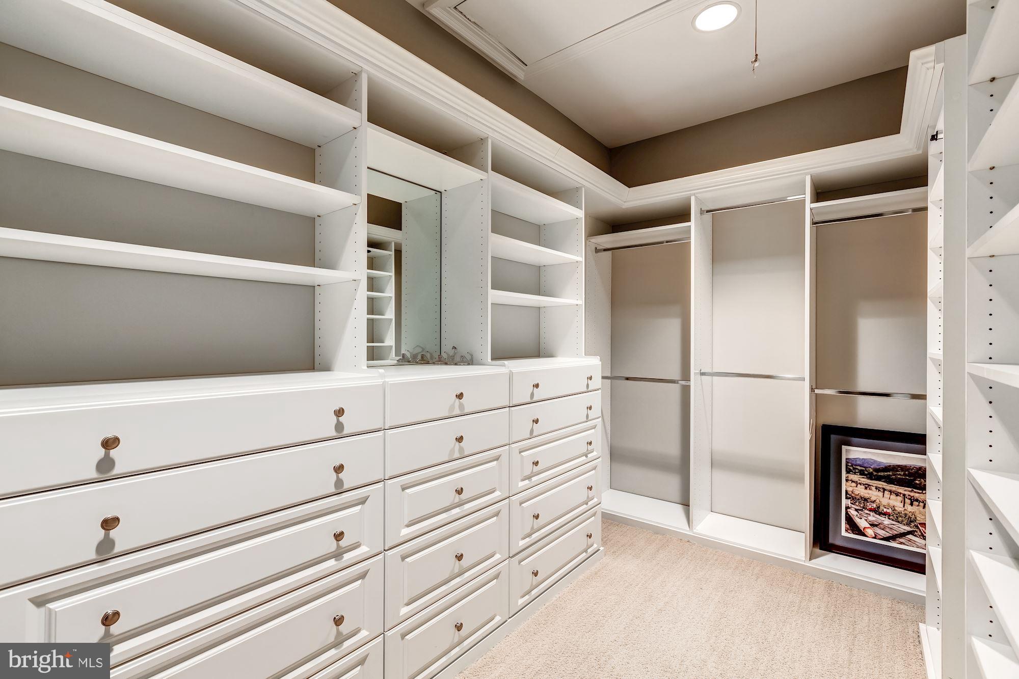 LEIGH MILL ESTATES - Residential