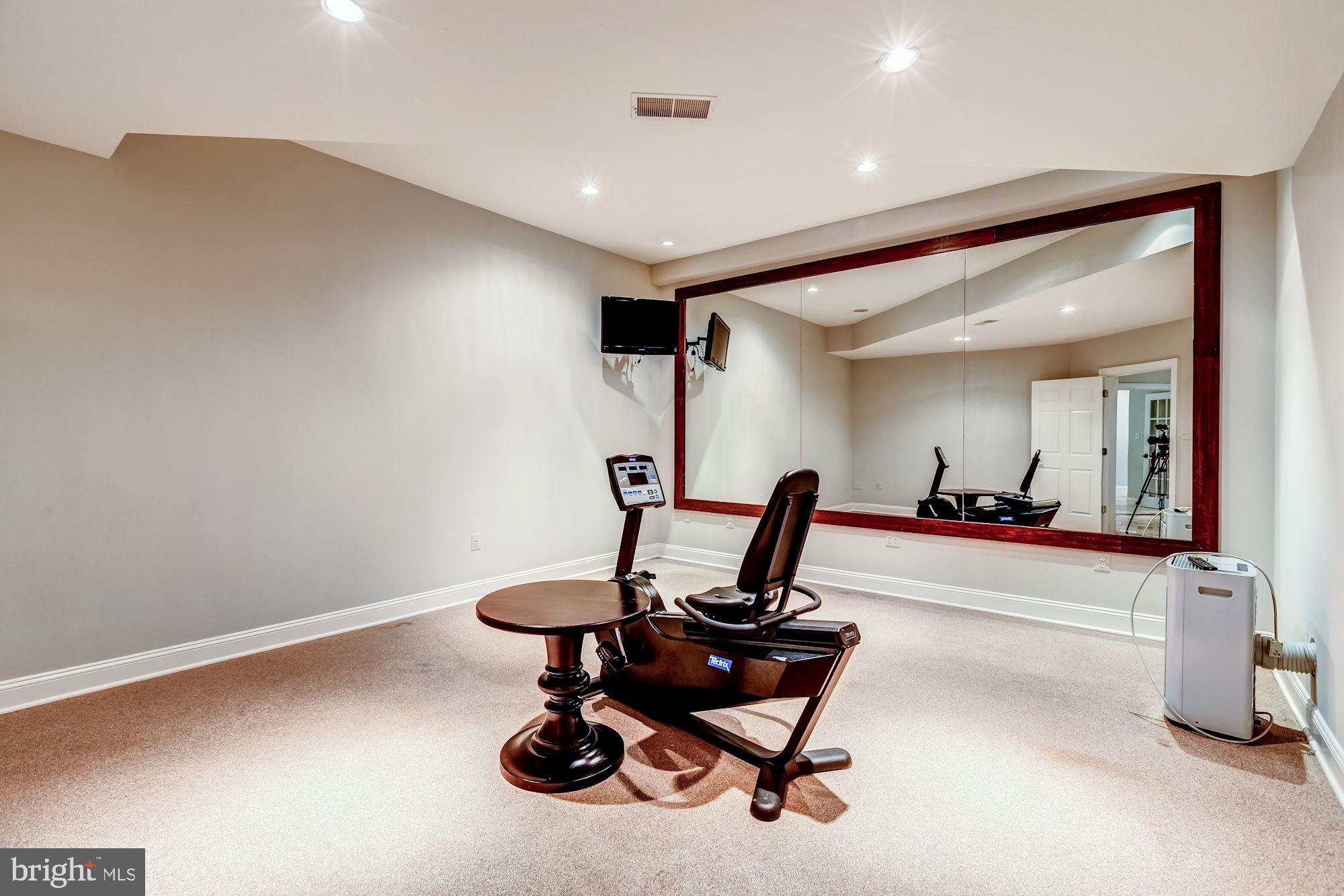 LEIGH MILL ESTATES - Residential