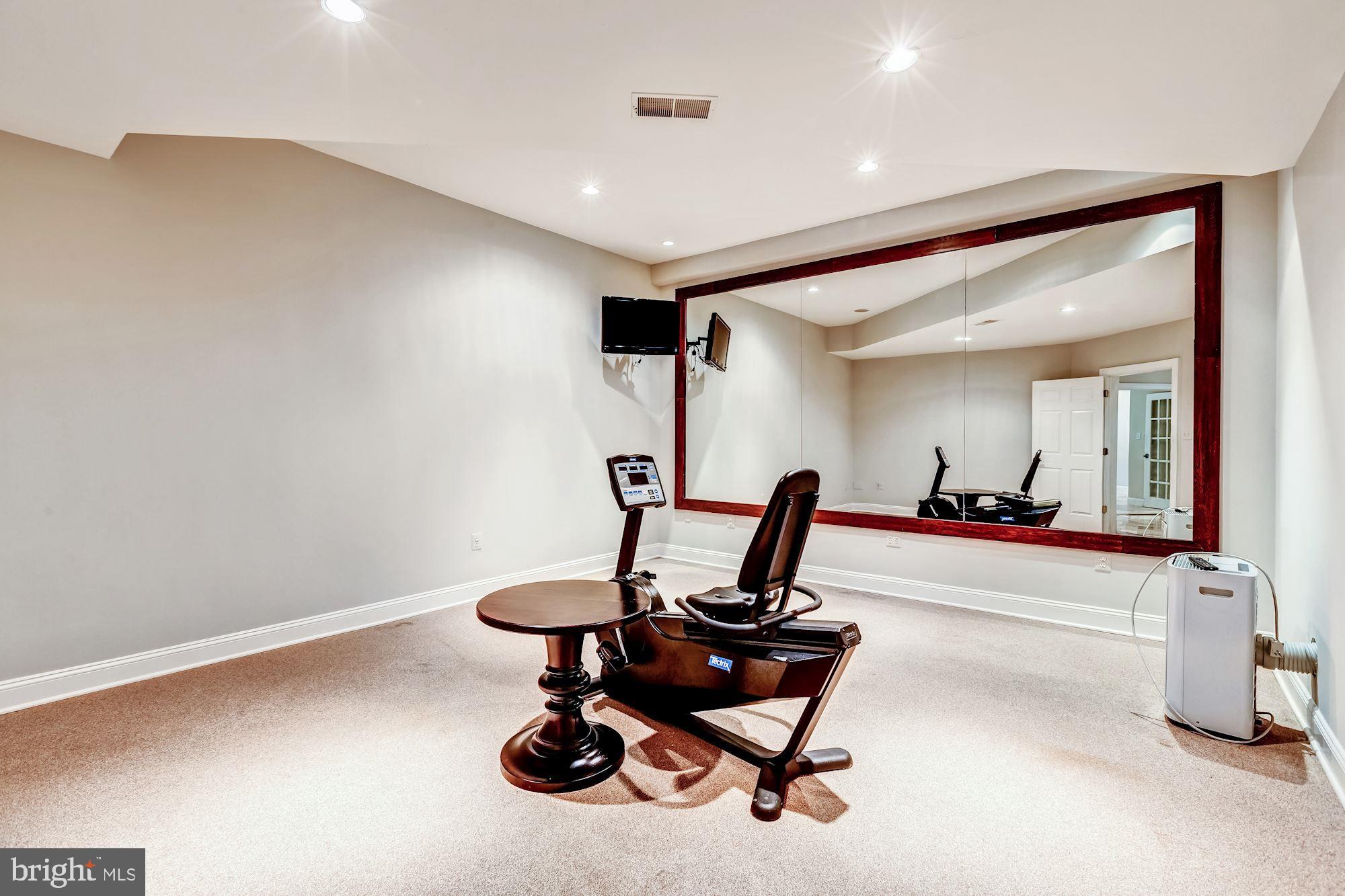 LEIGH MILL ESTATES - Residential