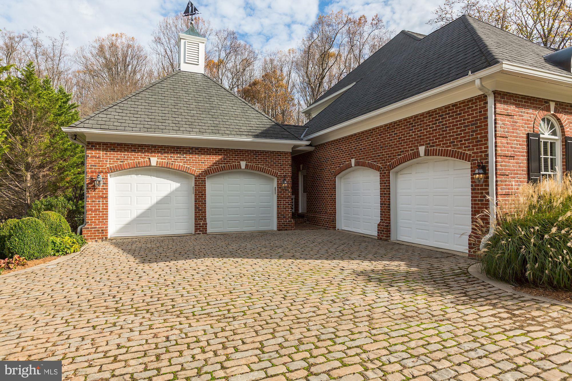 LEIGH MILL ESTATES - Residential