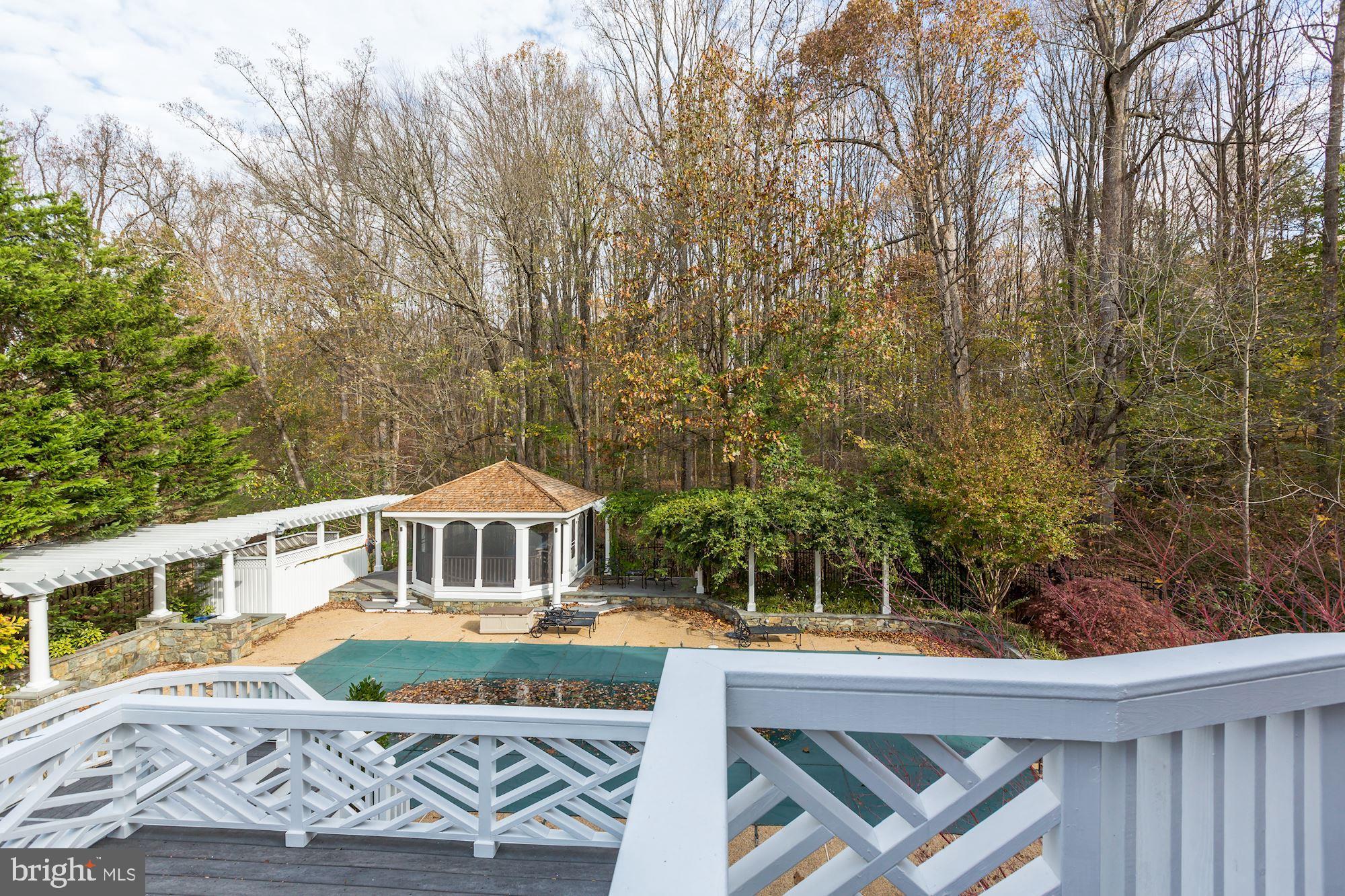 LEIGH MILL ESTATES - Residential