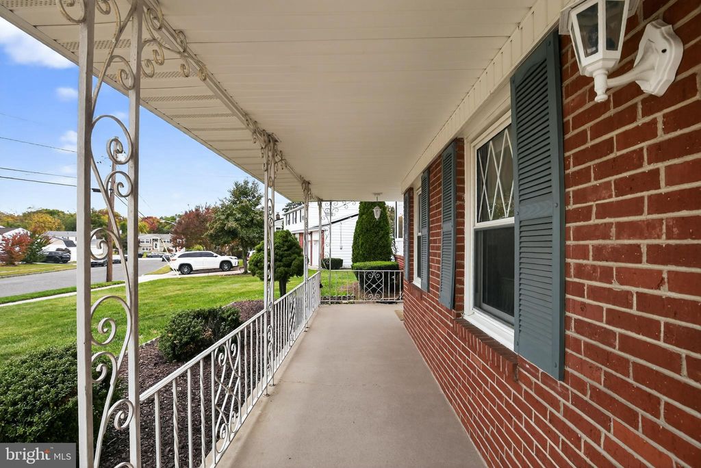 Photo of 1307 Hammond Road, BURLINGTON TOWNSHIP, NJ 08016 (MLS # NJBL2098220)