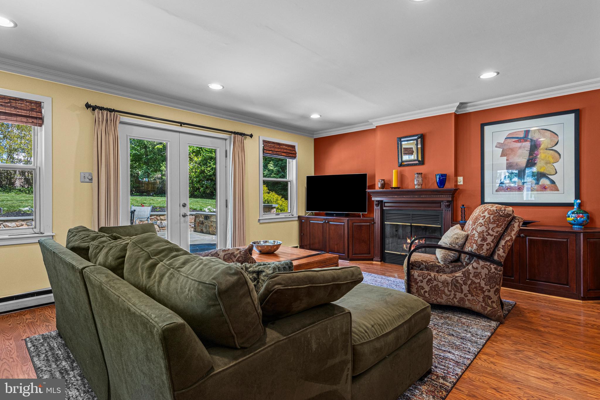 STRAFFORD VILLAGE - Residential