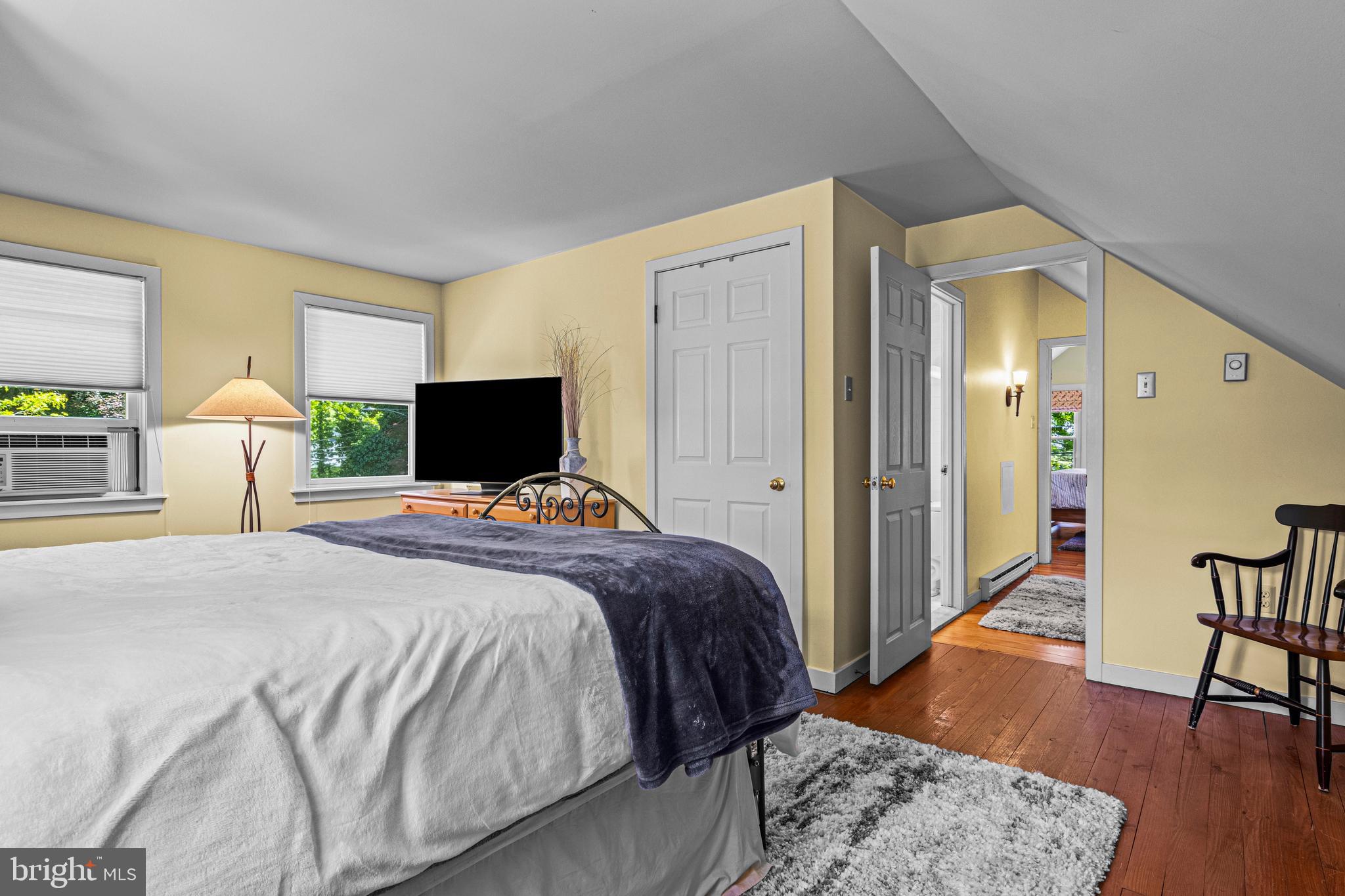 STRAFFORD VILLAGE - Residential