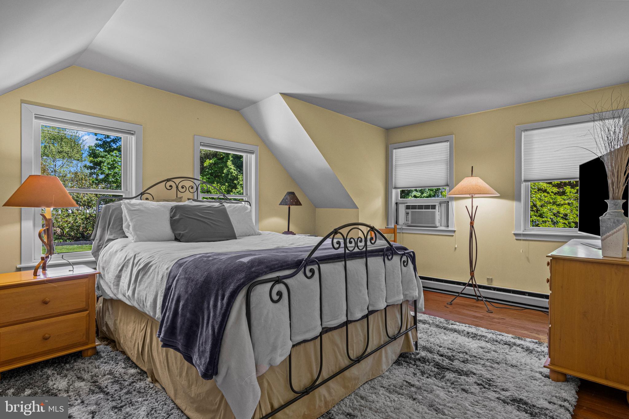 STRAFFORD VILLAGE - Residential