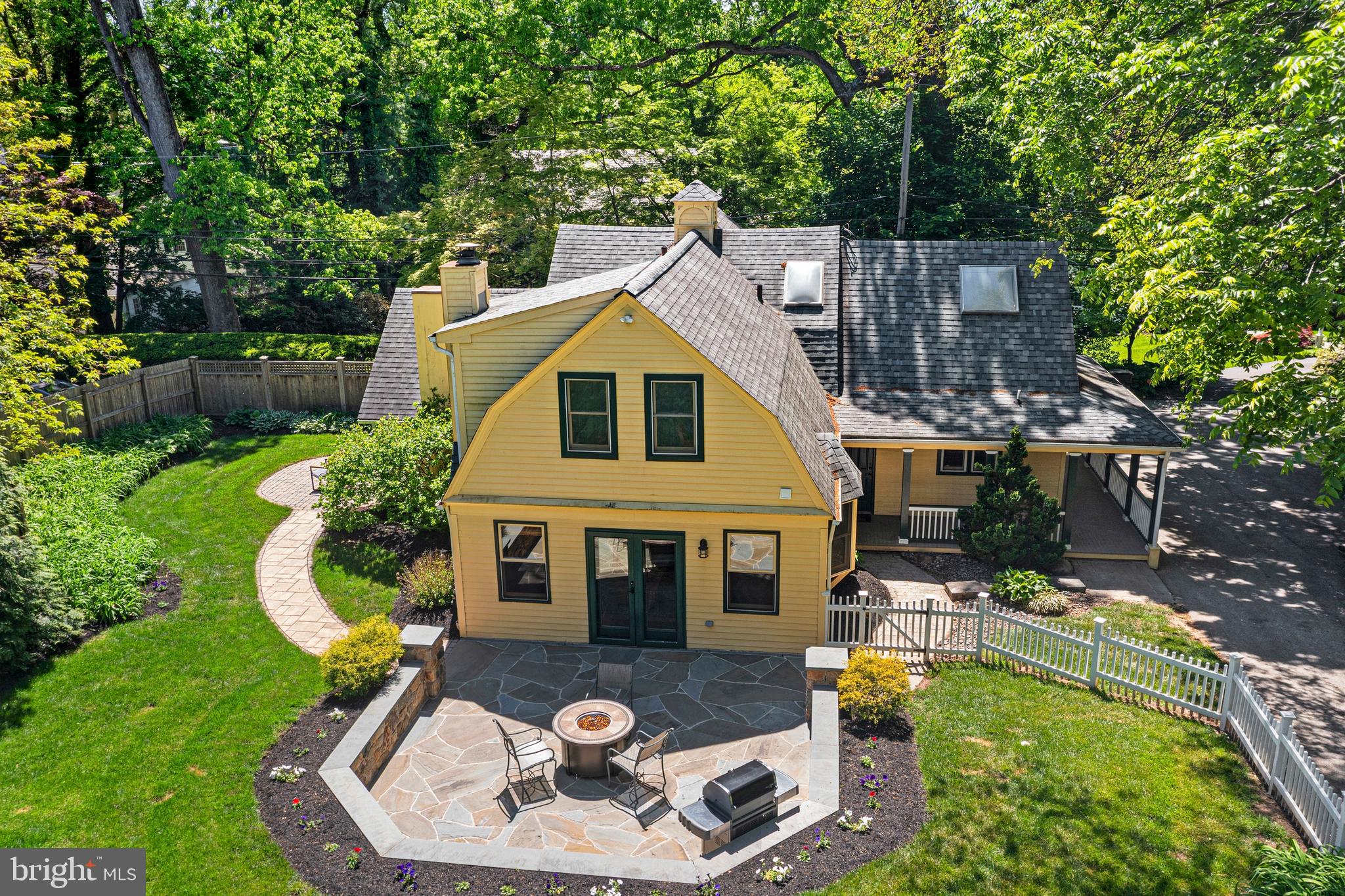 STRAFFORD VILLAGE - Residential