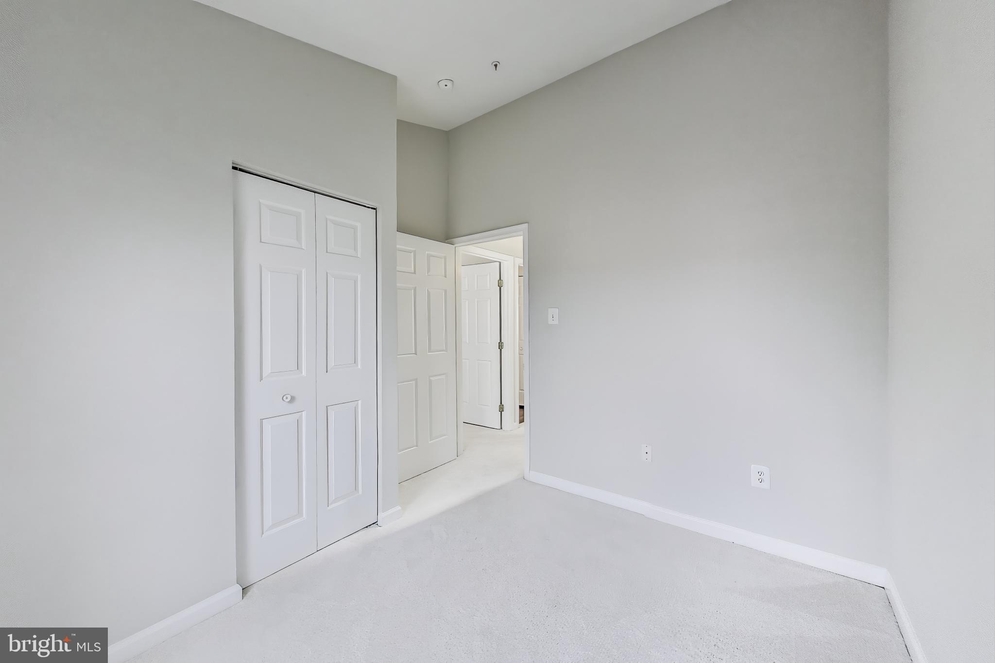 POTOMAC GLEN - Residential Lease