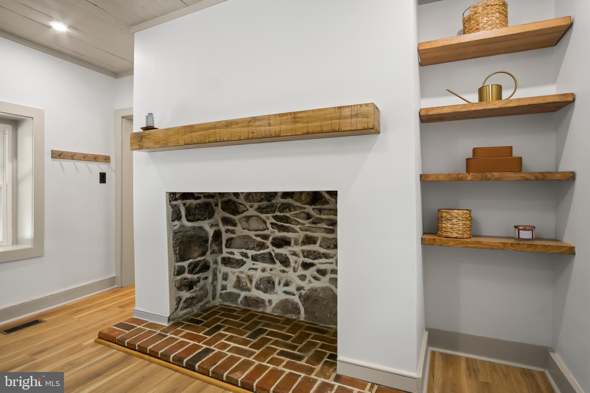 MIDDLEWAY DISTRICT - Residential