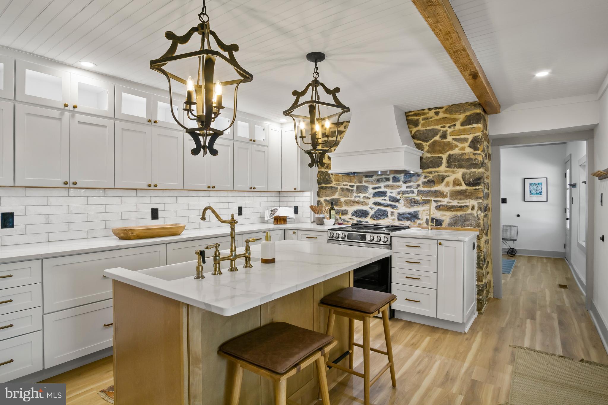 MIDDLEWAY DISTRICT - Residential