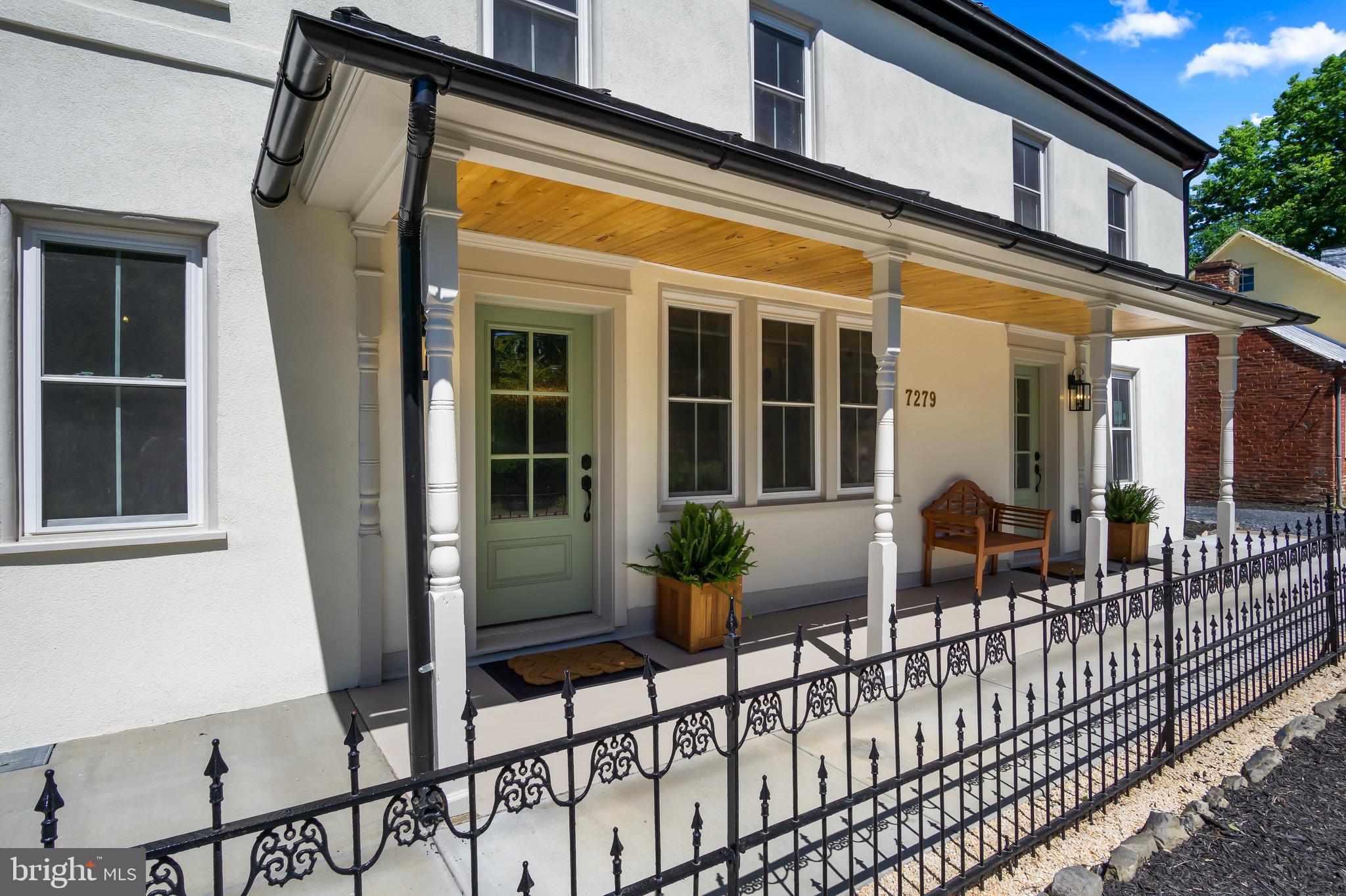 MIDDLEWAY DISTRICT - Residential