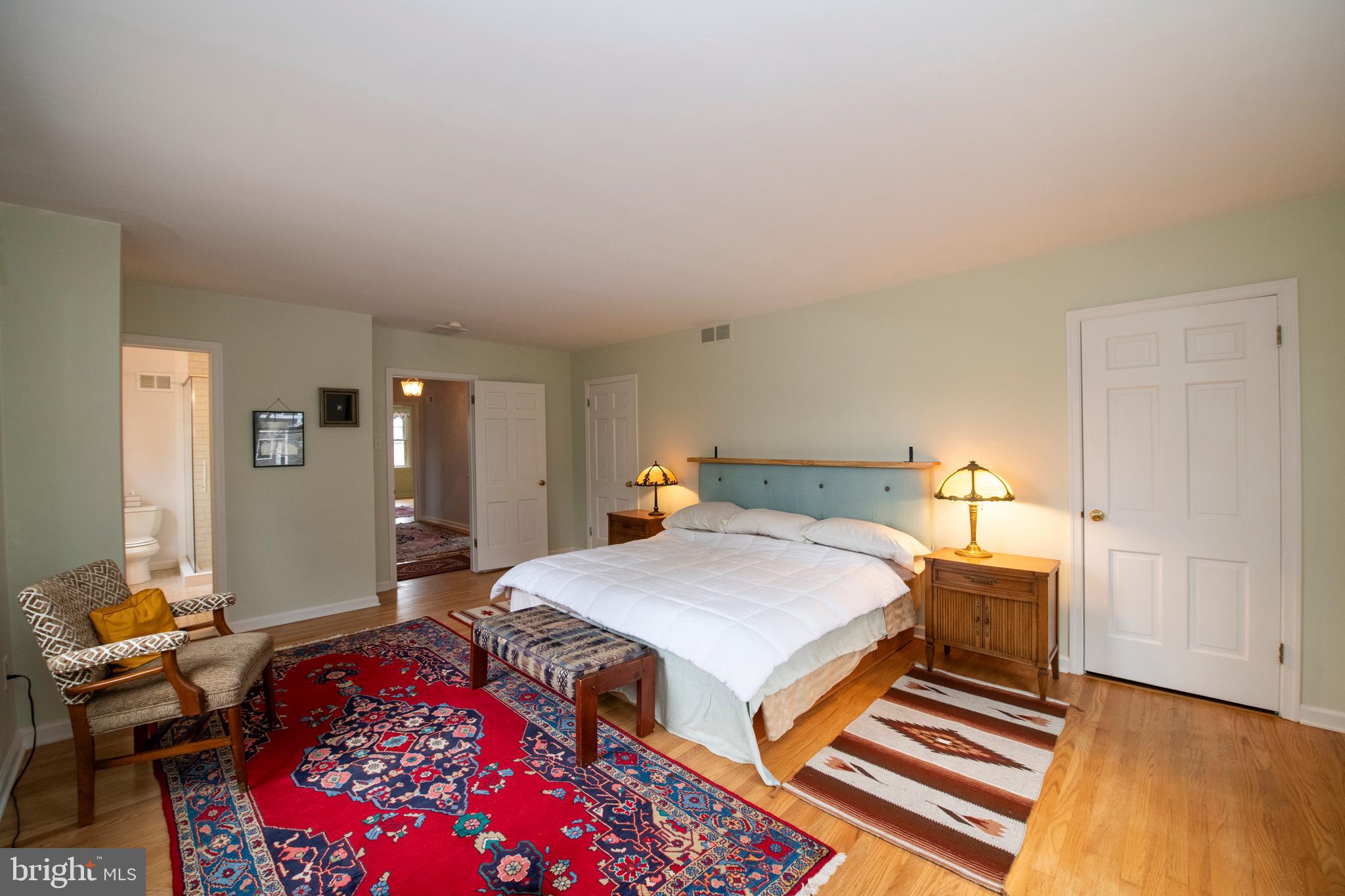 MEADOWBROOK - Residential