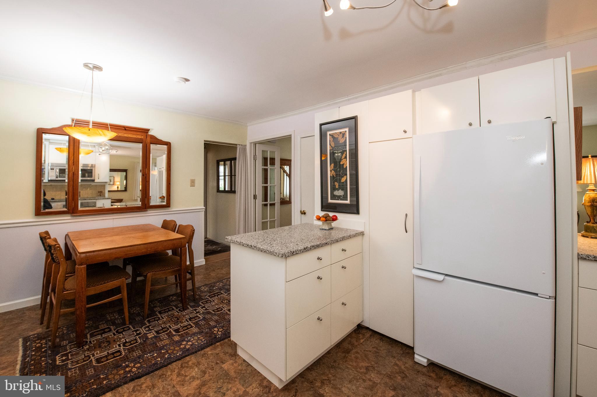 MEADOWBROOK - Residential