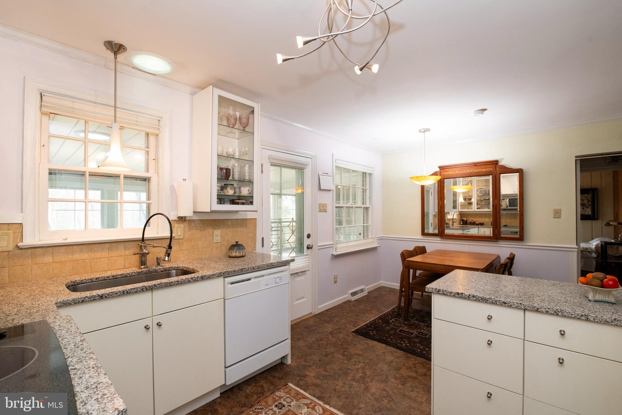 MEADOWBROOK - Residential