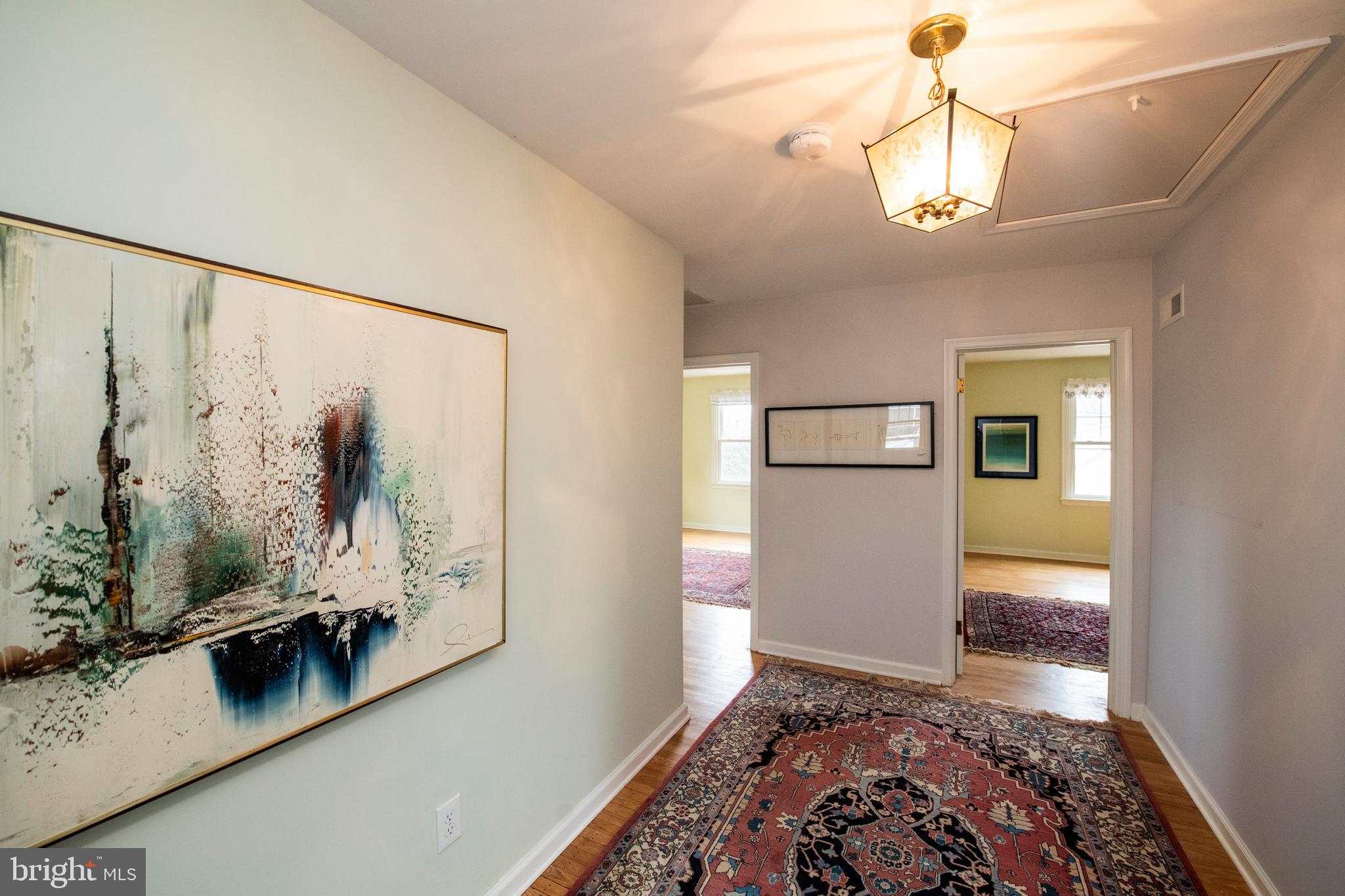 MEADOWBROOK - Residential