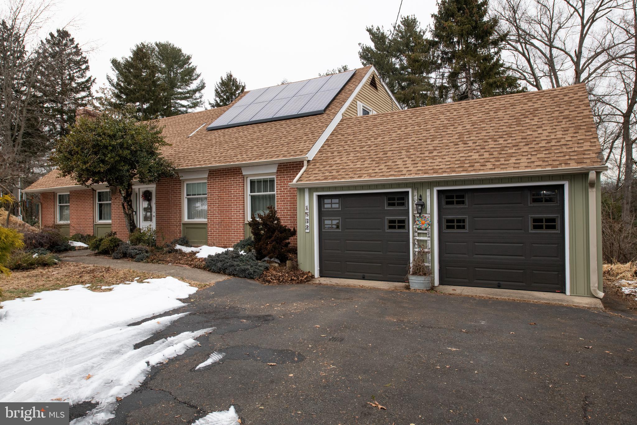 MEADOWBROOK - Residential