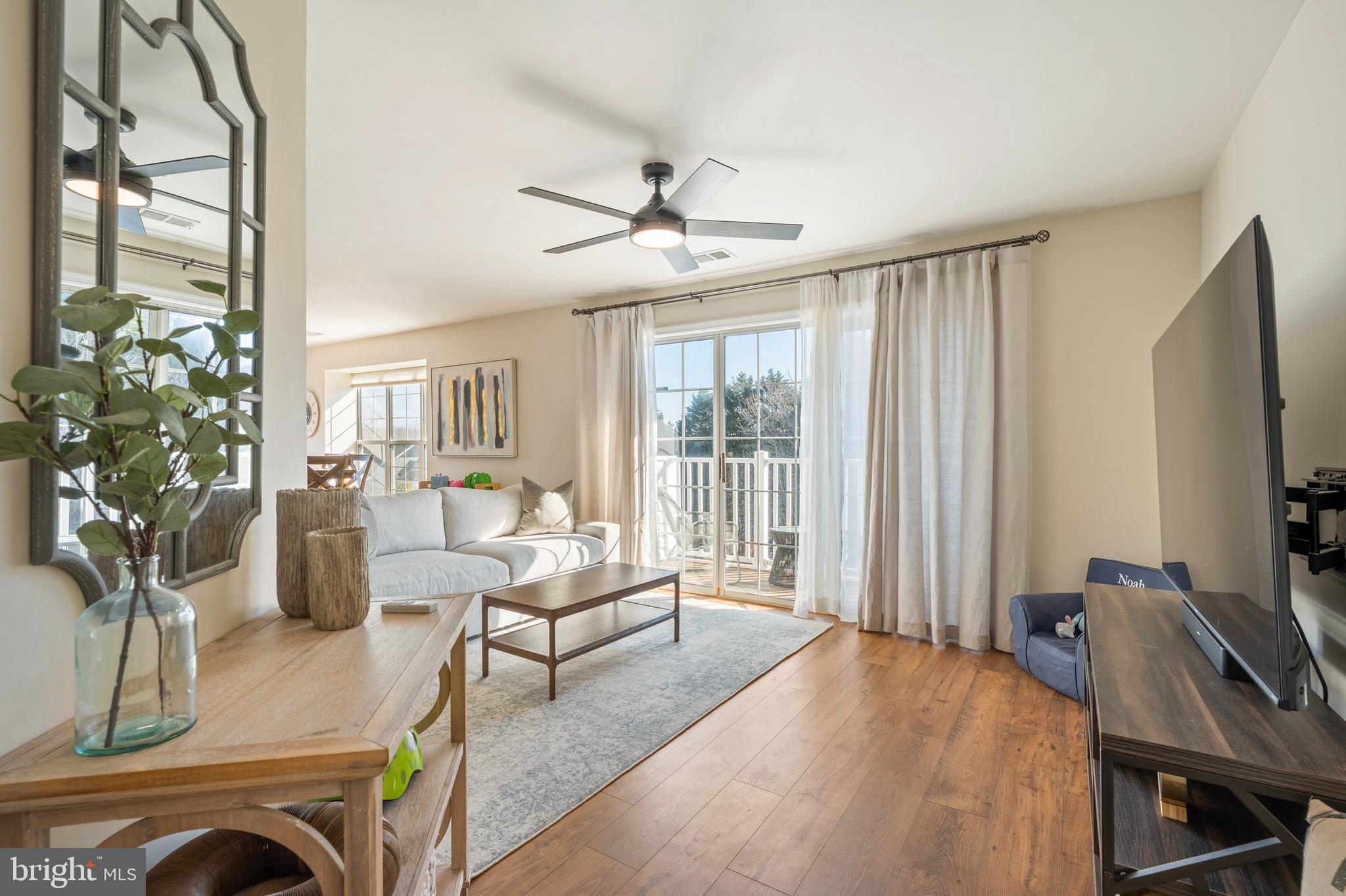 LAKE RIDGE POINTE CONDO - Residential