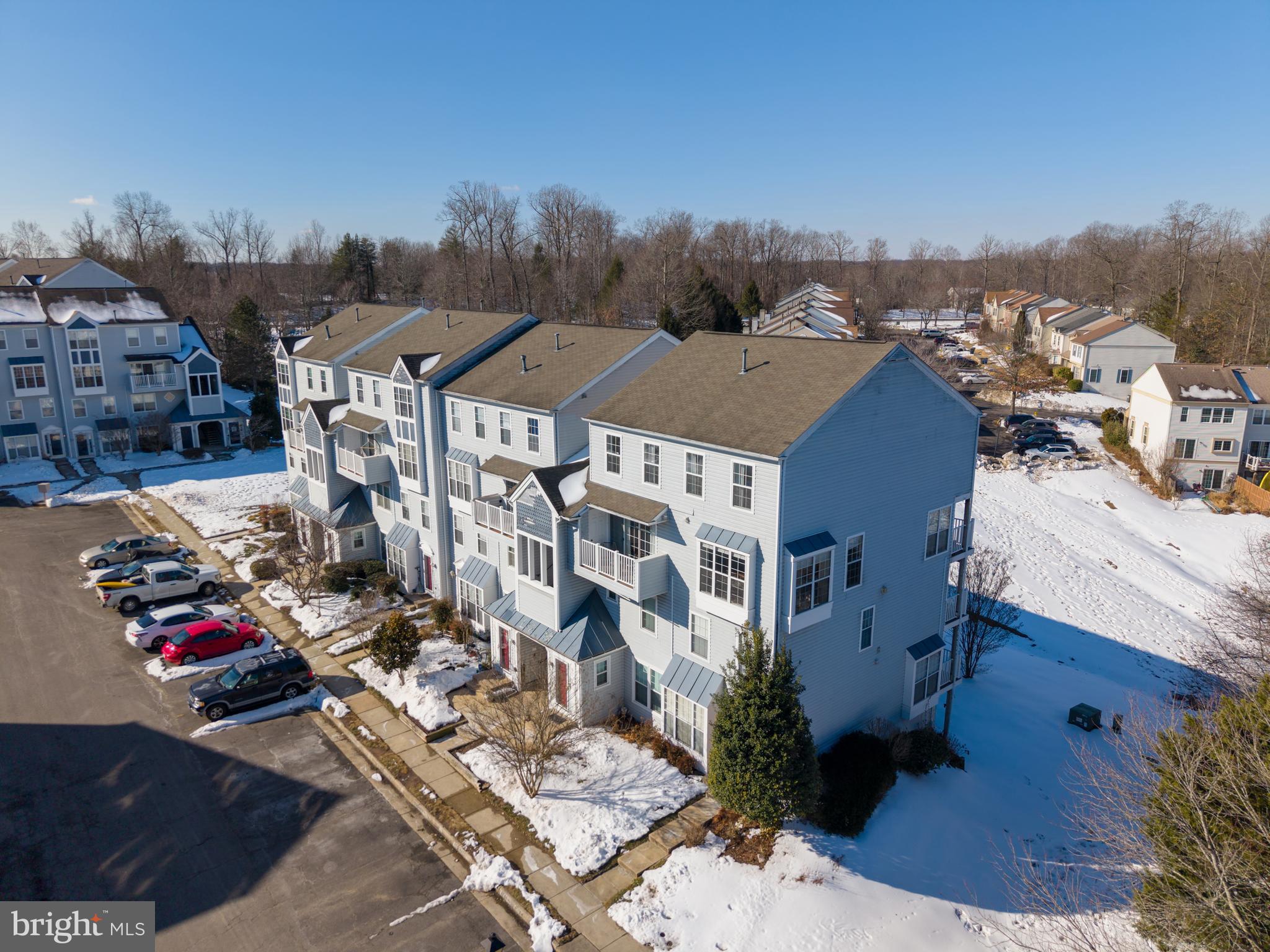 LAKE RIDGE POINTE CONDO - Residential