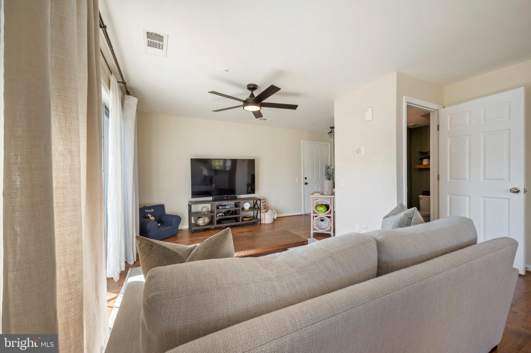 LAKE RIDGE POINTE CONDO - Residential