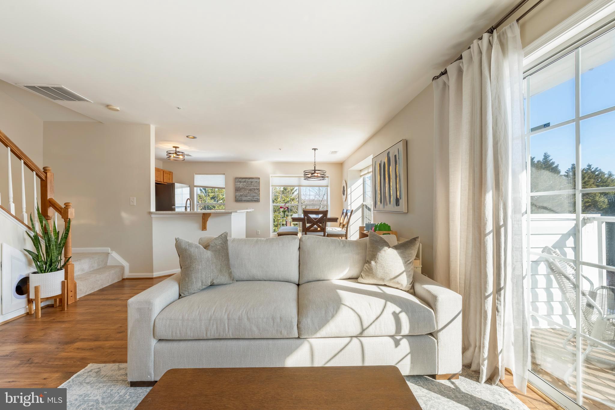 LAKE RIDGE POINTE CONDO - Residential