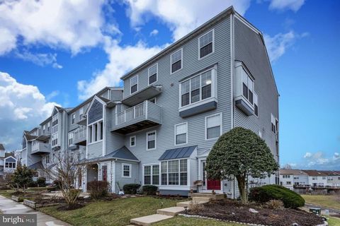 11712 TOLSON PLACE 304 WOODBRIDGE VA 22192