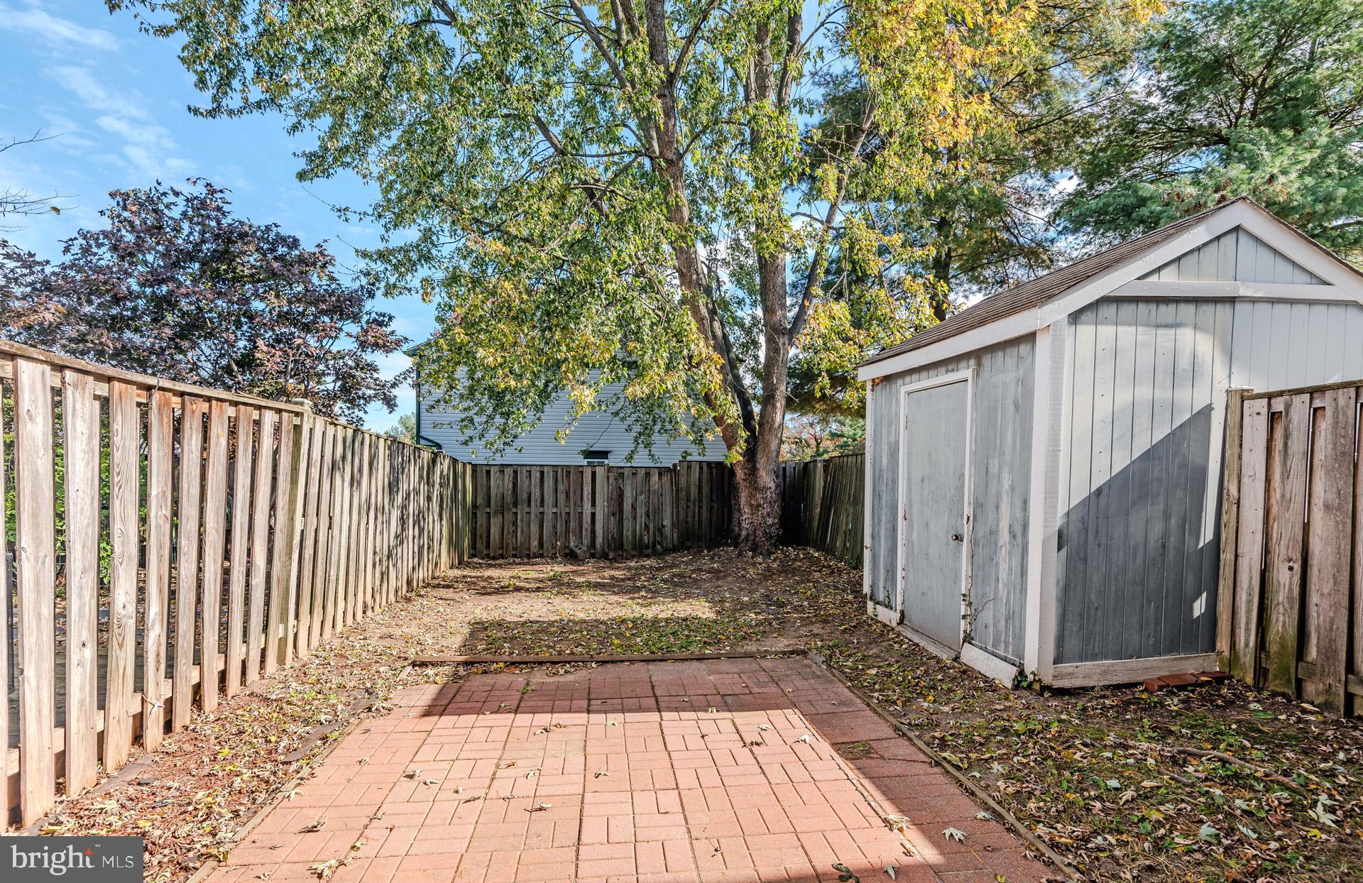 CLOVERLEAF TOWNHOUSES - Residential