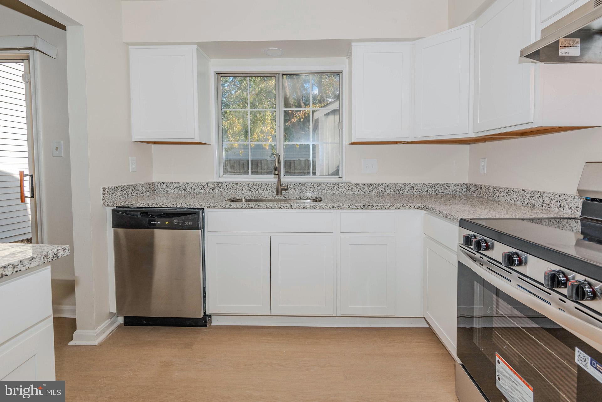 CLOVERLEAF TOWNHOUSES - Residential