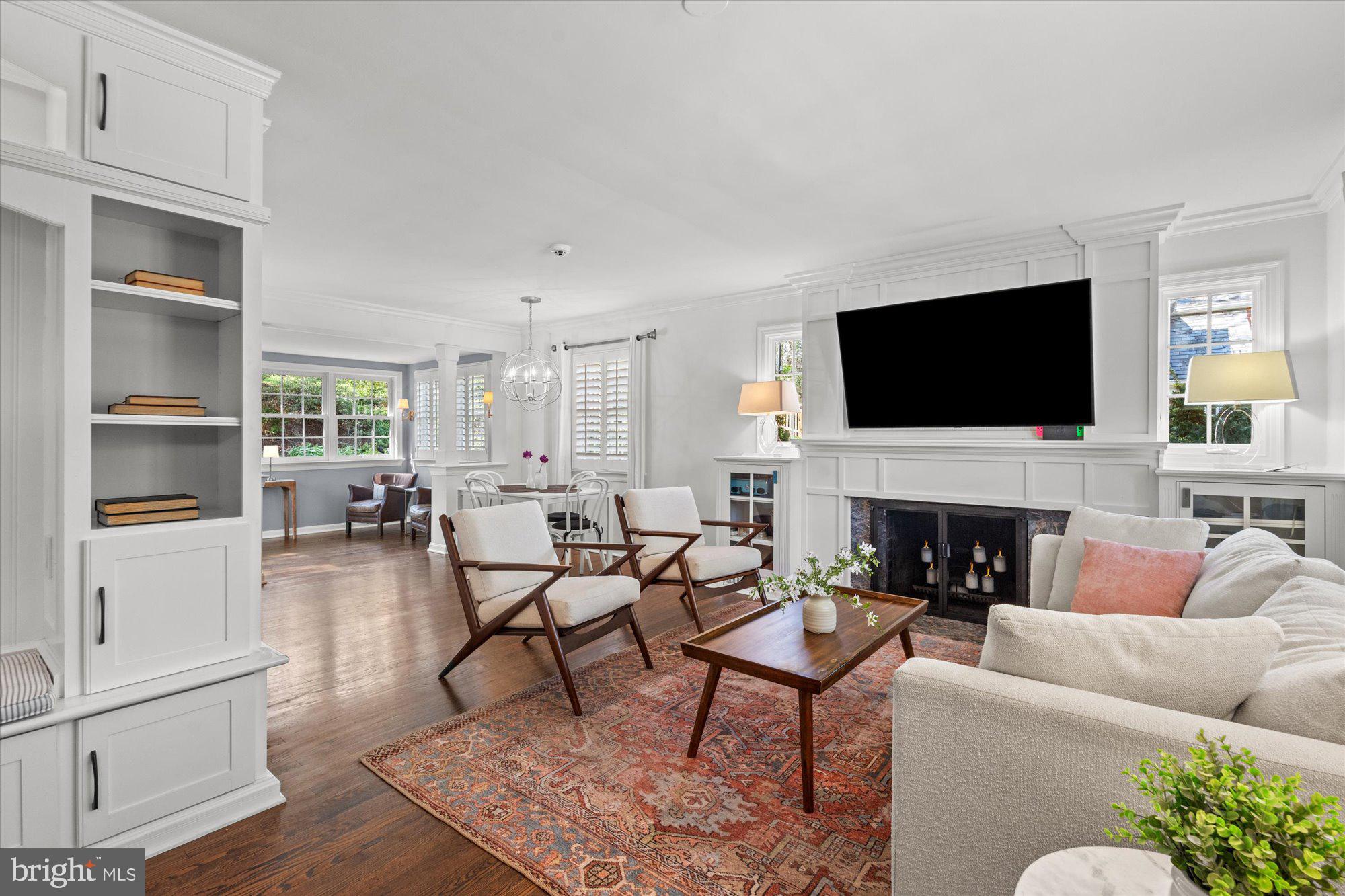 BEVERLEY HILLS - Residential