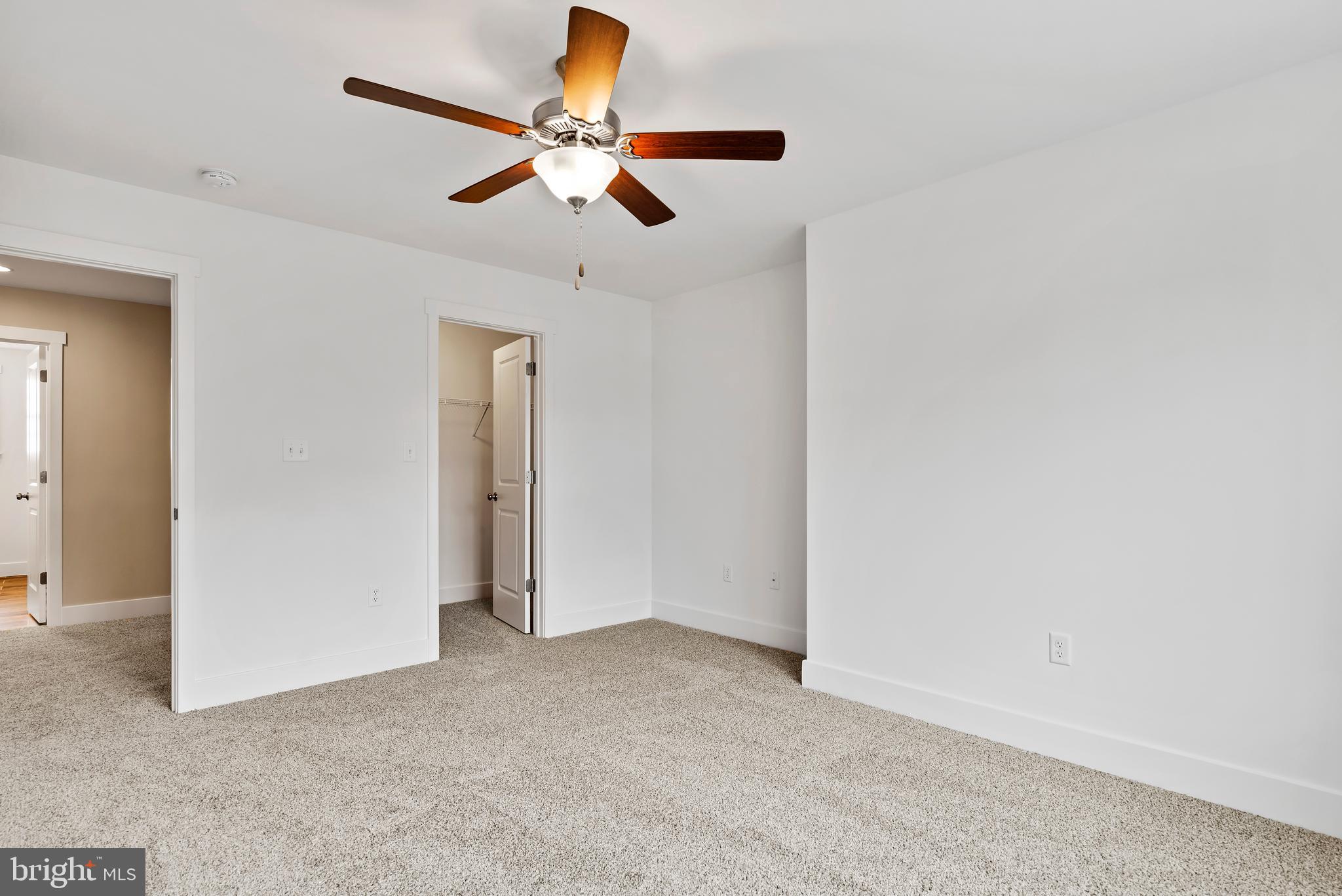 PARKWAY FARMS - Residential