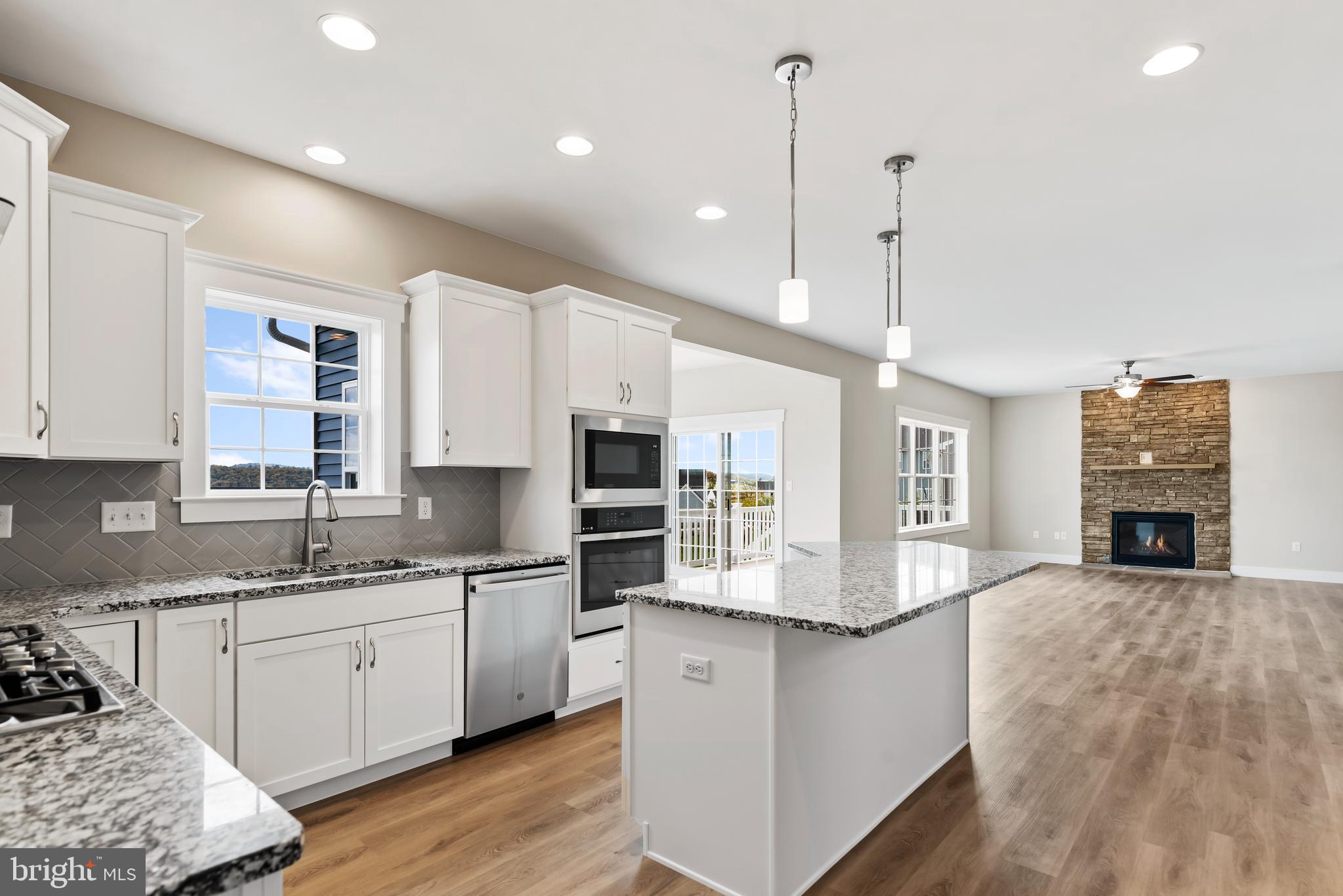 PARKWAY FARMS - Residential