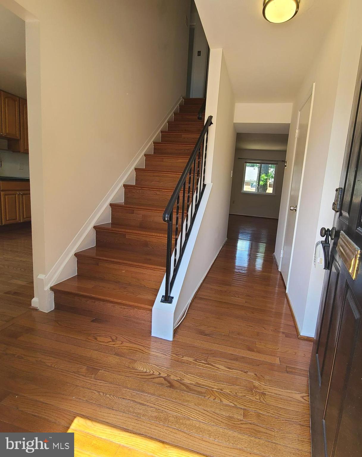 LINDEN SQUARE - Residential Lease