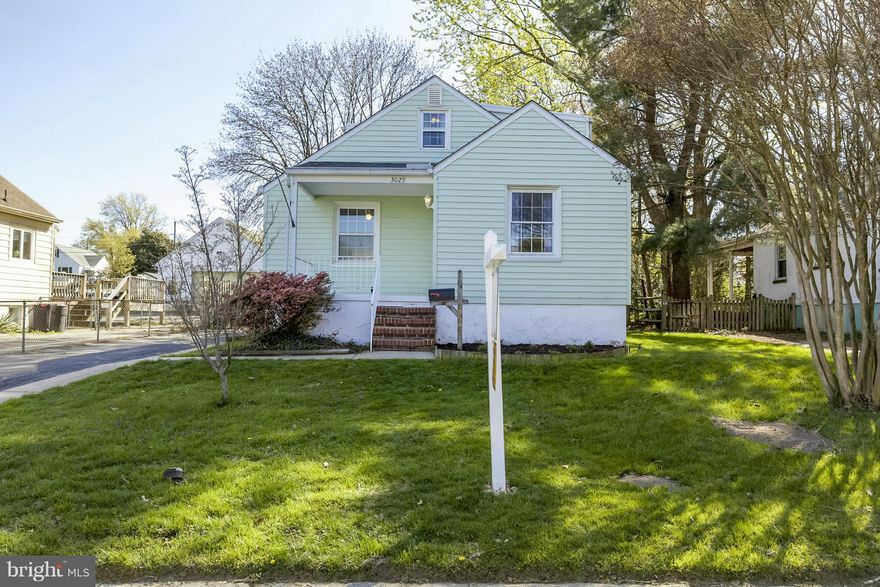 CHARMING PORCHFRONT CAPE COD BOASTS NEWLY REFINISHED WOOD FLRS, FRESH PAINT THROUGHOUT & LARGE BUMPED OUT UPPER LEVEL MASTER BEDROOM W SITTING AREA & MASTER BATH W SOAKING TUB. GREAT FULLY FENCED DEEP BACKYARD W TIERED DECK & COVERED PATIO AREA PERFECT FOR SUMMER PARTIES! CONVENIENT DRIVEWAY PARKING! CLEAN, WIDE OPEN UNFINISHED BASEMENT W TALL CEILINGS HAS GOOD POTENTIAL! WELCOME HOME!