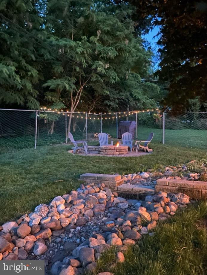 ROLLINGWOOD - Residential