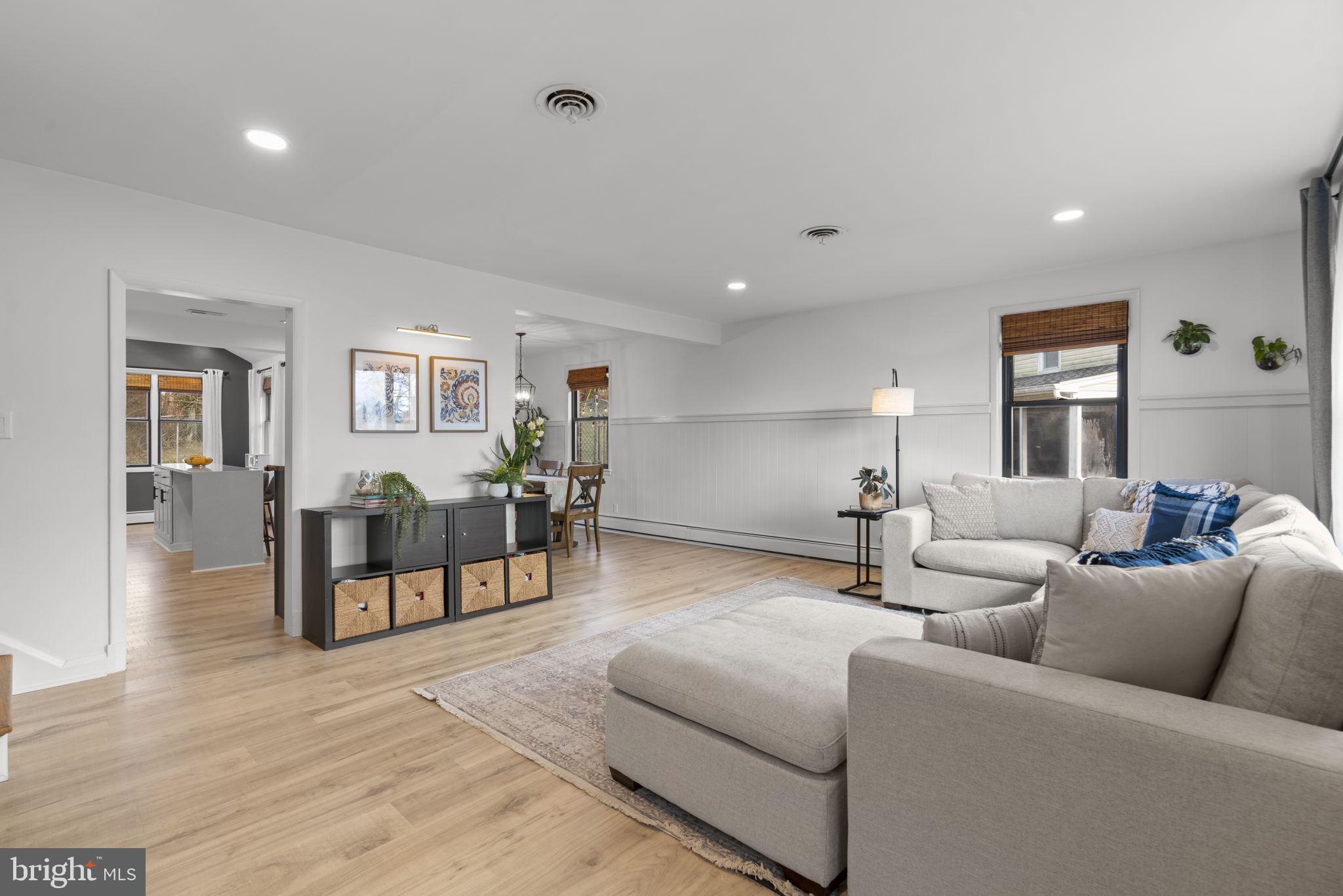 ROLLINGWOOD - Residential