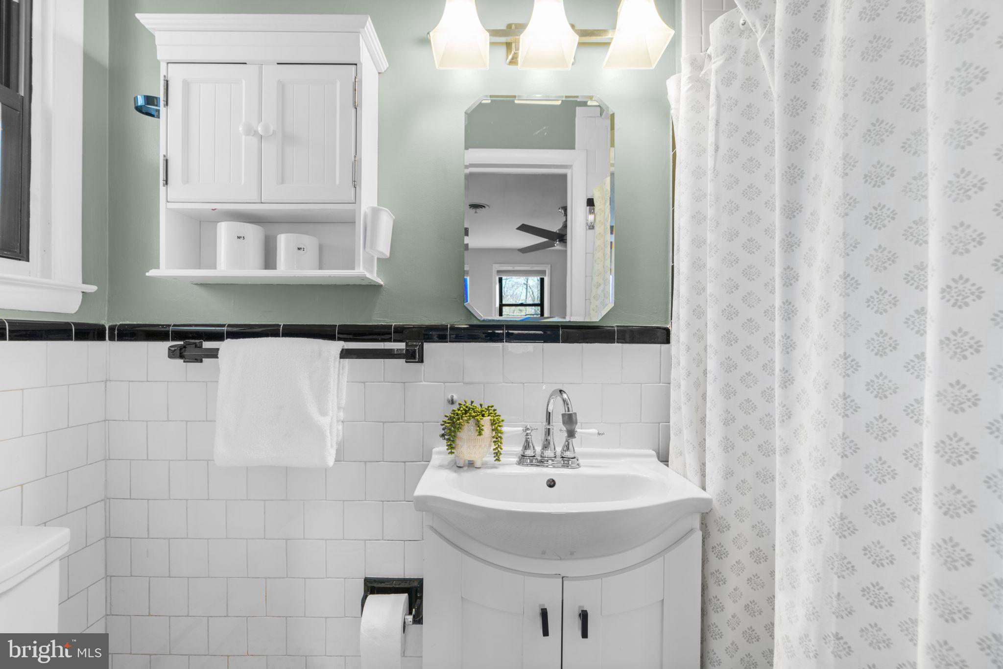 ROLLINGWOOD - Residential