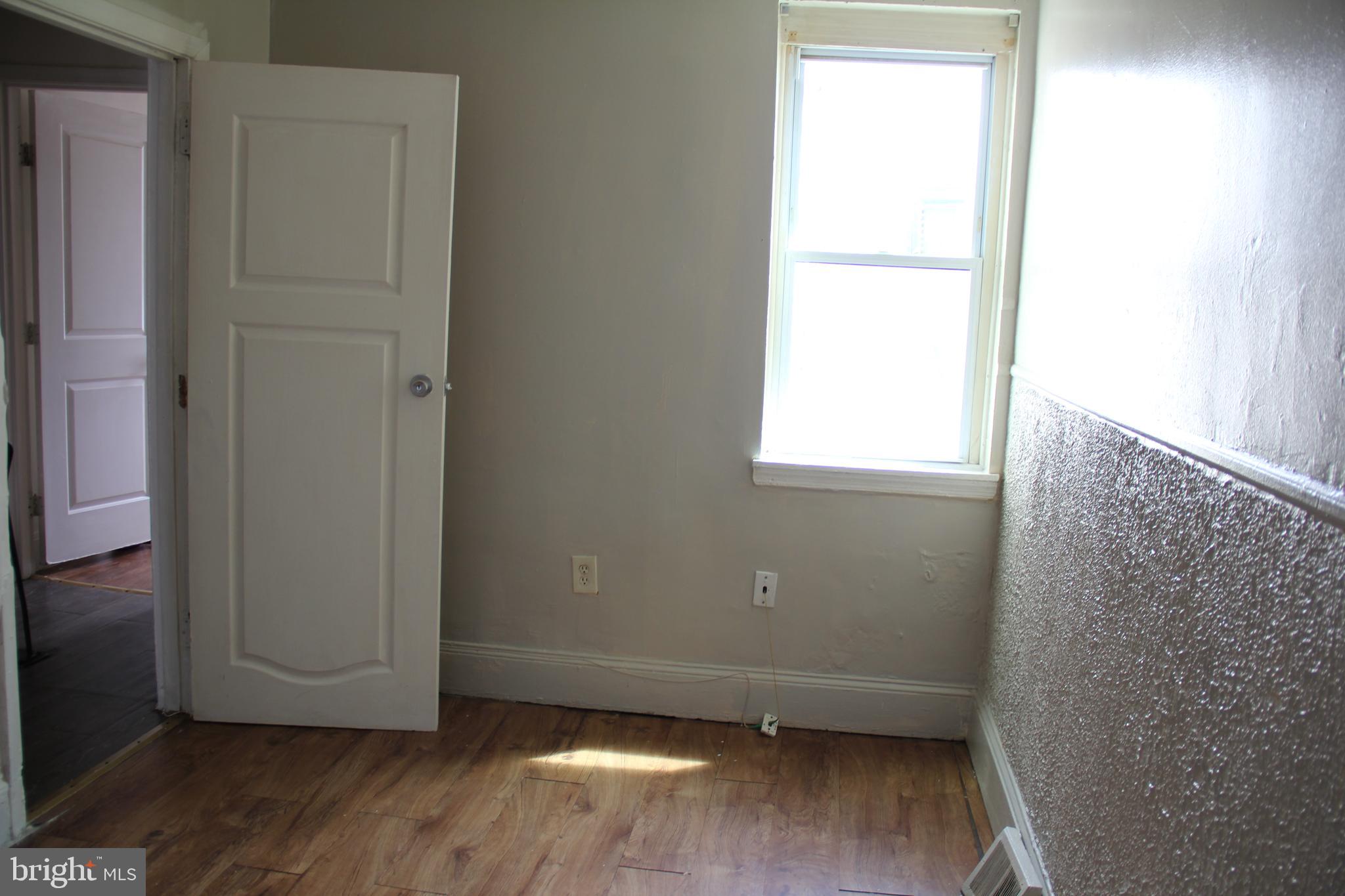 KENSINGTON - Residential Lease